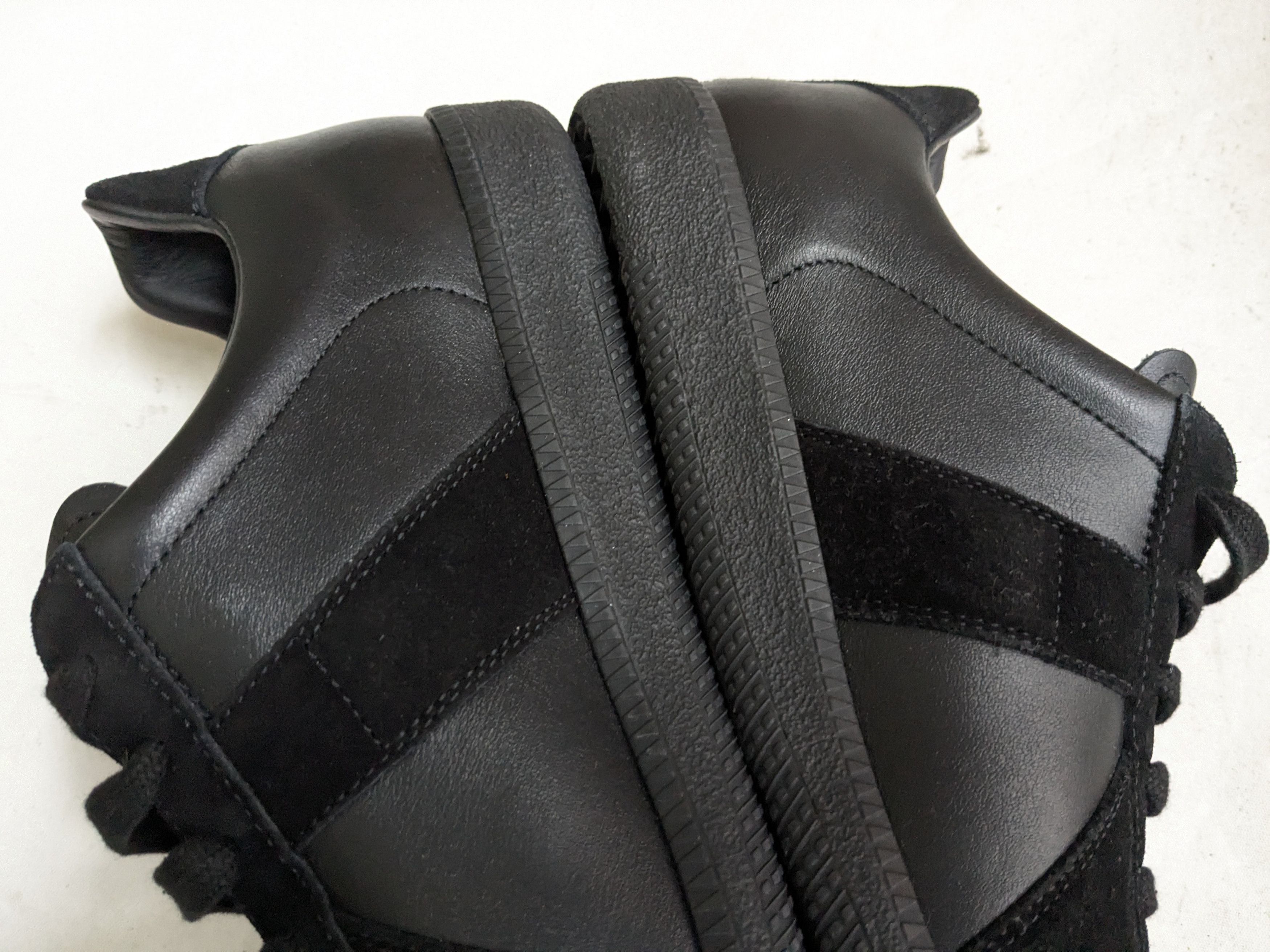 Maison Margiela Maison Margiela GAT Replica Black 8 41 Low Tops Size US 8 / EU 41 - 9 Thumbnail