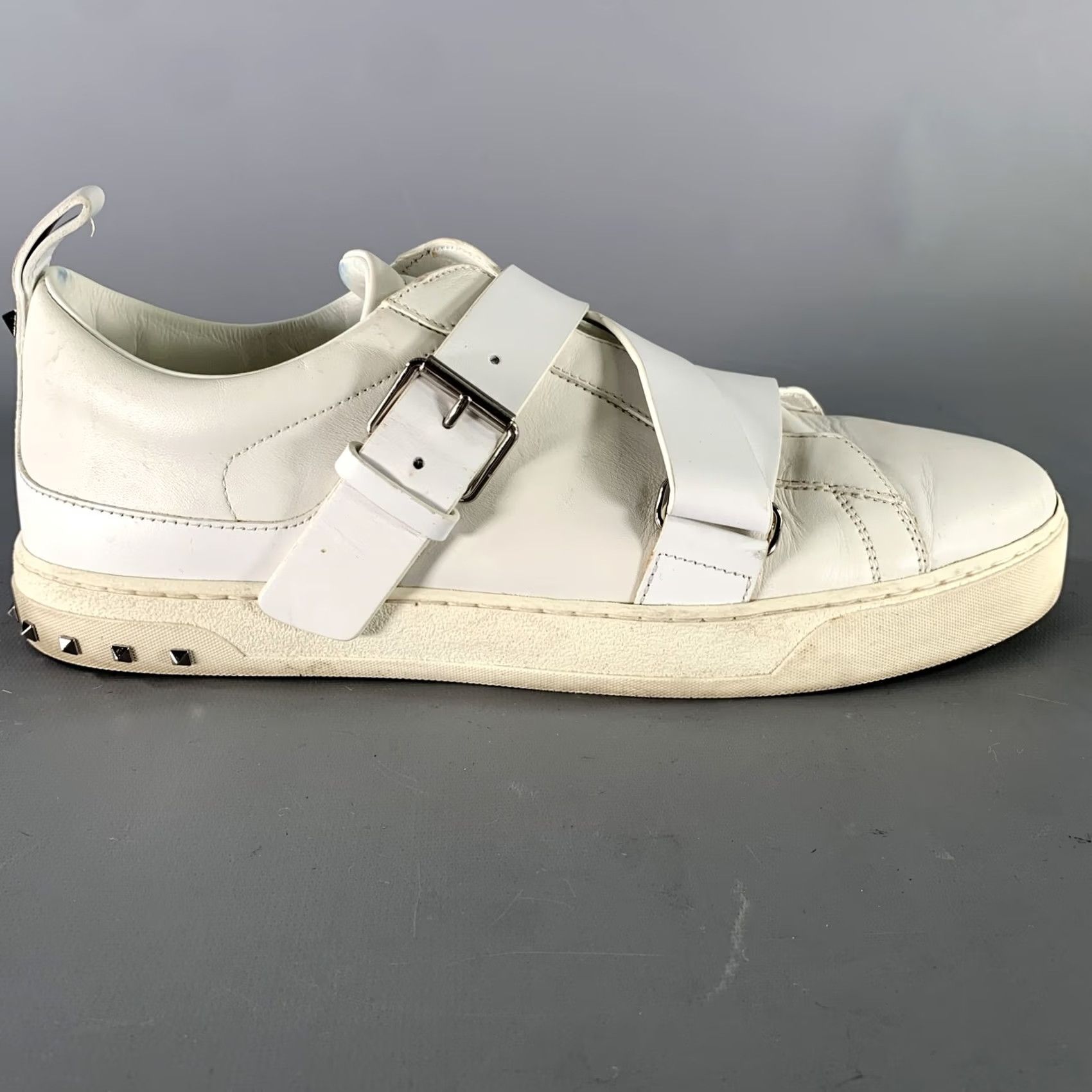 Valentino VALENTINO Leather Studded Strap Sneakers White Size 9 Size US 9 / EU 42 - 2 Thumbnail