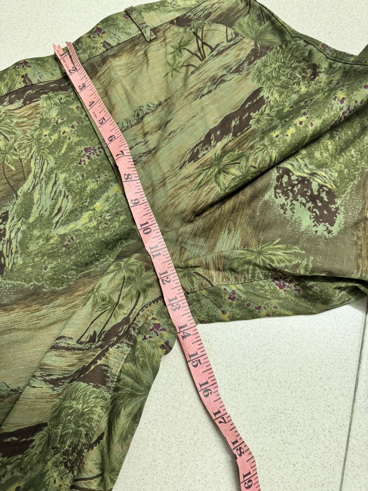 A.P.C. APC FULLPRINT HAWAII SHORTS PANTS Size US 33 - 8 Thumbnail