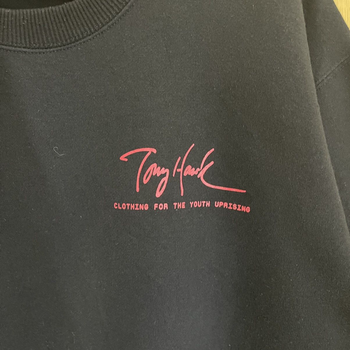 Japanese Brand × Tony Hawk Vintage Tony Hawk Skaterboards Big Logo Crewneck Sweatshirt Size US XL / EU 56 / 4 - 10 Thumbnail