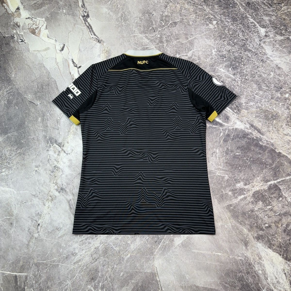Vintage Newcastle United Castore Jersey 2021-22 Away Football Shirt Size US L / EU 52-54 / 3 - 3 Thumbnail