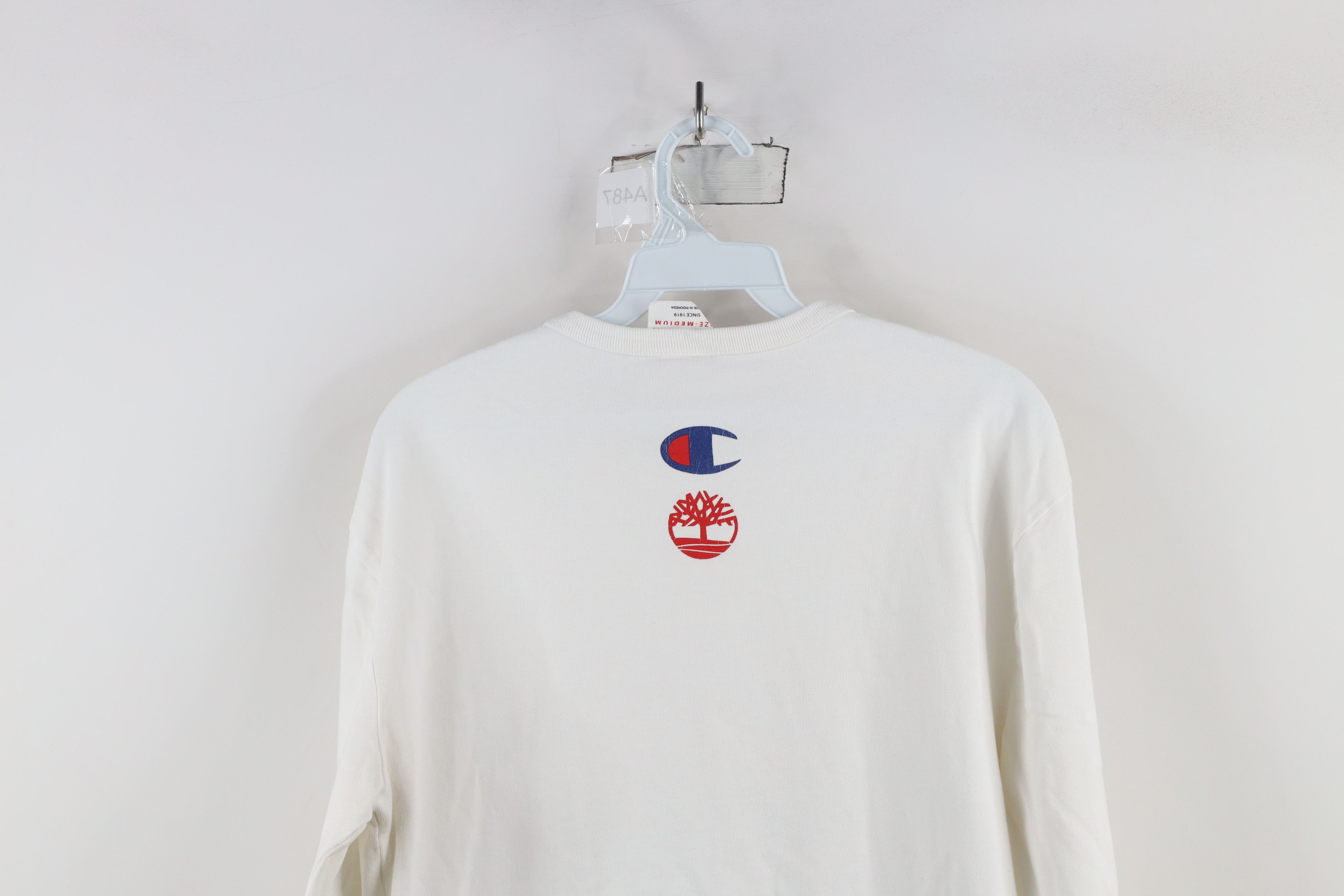 Champion × Vintage Champion x Timberland Spell Out Long Sleeve T-Shirt White Size US M / EU 48-50 / 2 - 12 Thumbnail