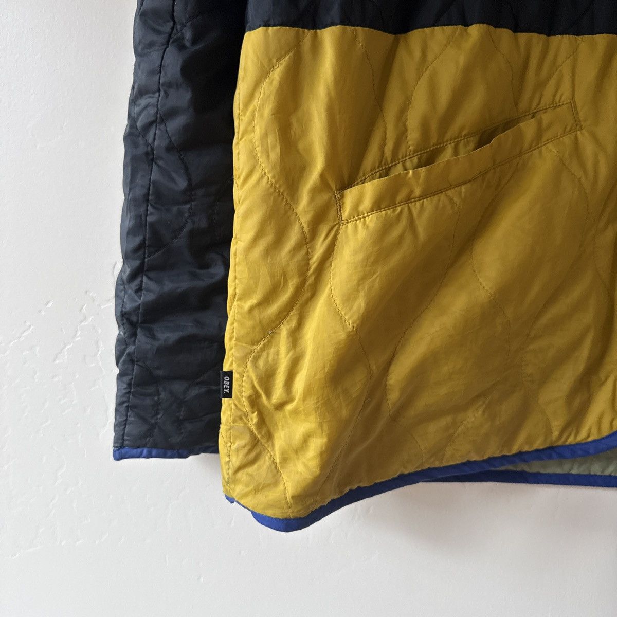 Obey Obey black and yellow reversible puffer jacket #puffer a Size US L / EU 52-54 / 3 - 5 Thumbnail
