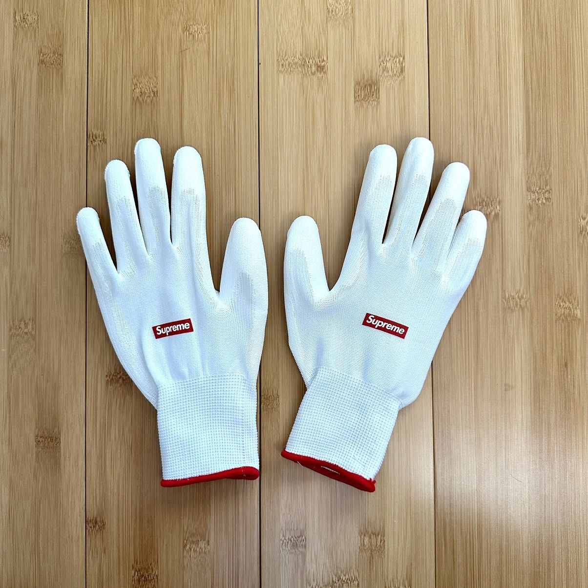Streetwear Supreme Supreme Garden Gloves Grailed