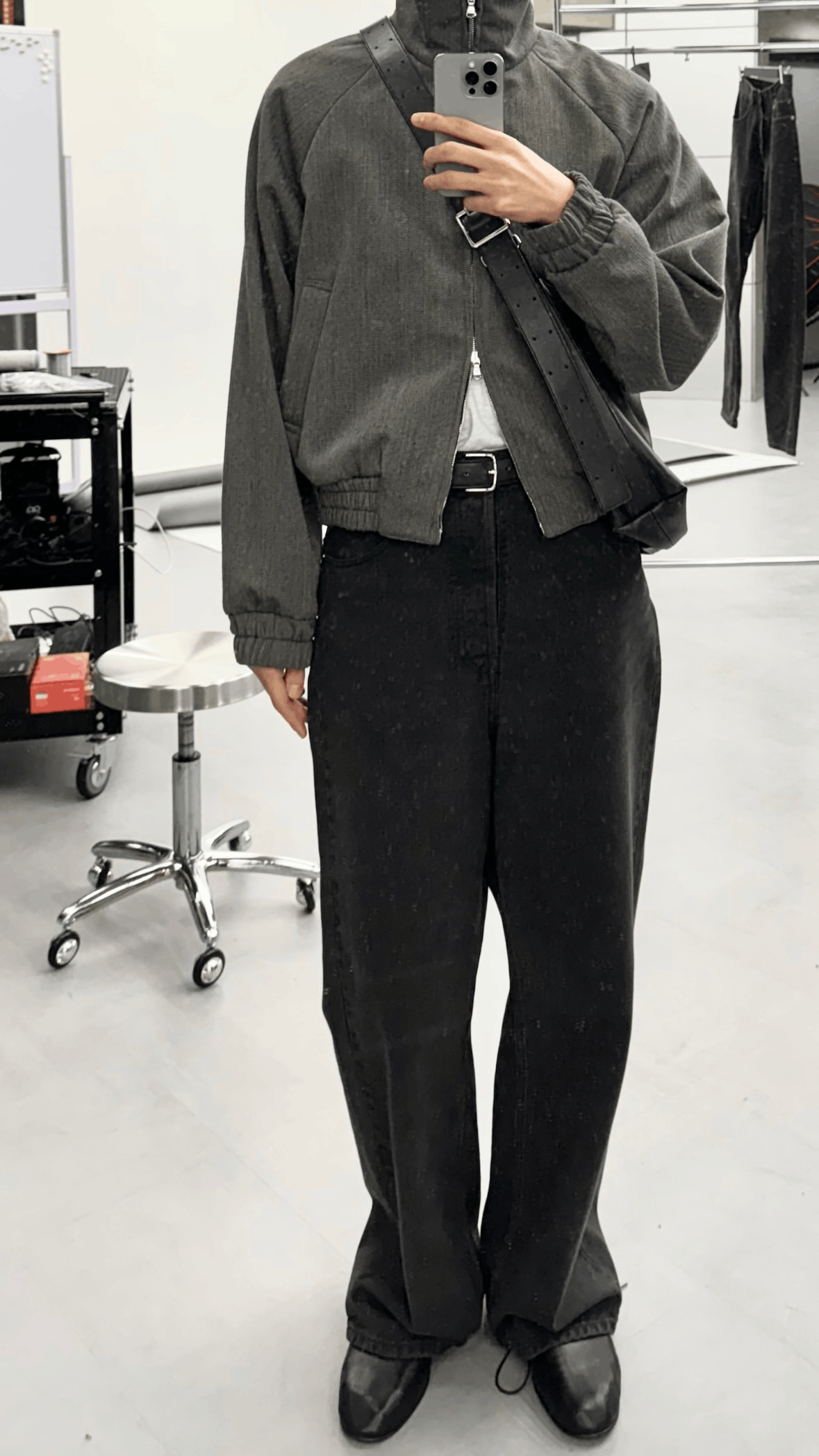 Vuja De VUJADE WES RELAXED FIT NANOMIST JEANS IN ESPRESSO