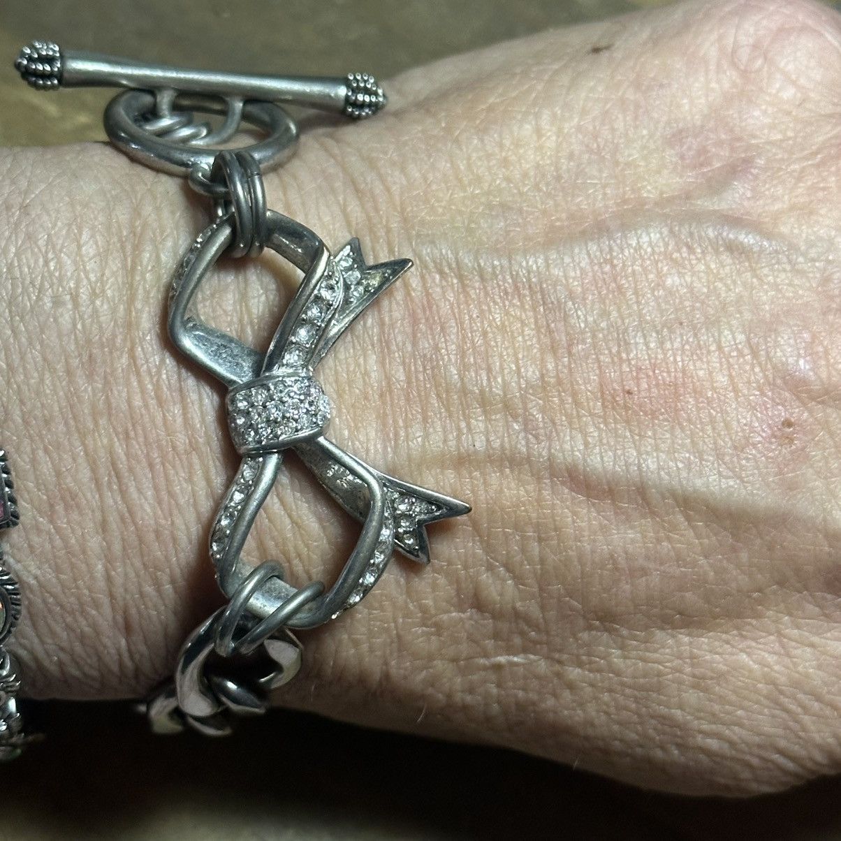 Juicy Couture Vintage Juicy Couture silver tone pave bow bracelet Size ONE SIZE - 3 Thumbnail