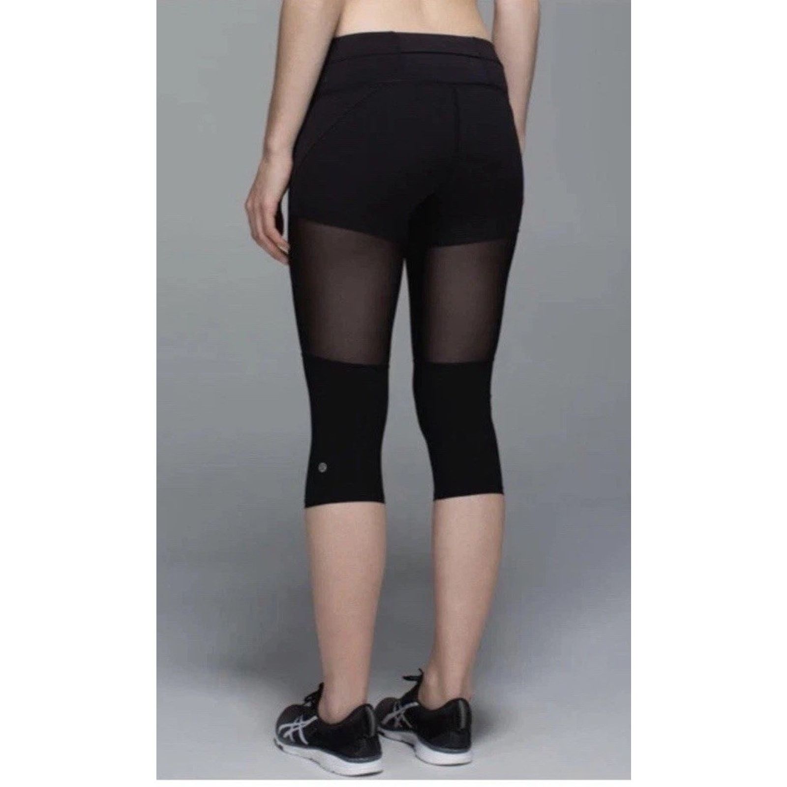 Lululemon Lululemon Training Tough crop sz 6 Black capri leggings mesh Size 28" / US 6 / IT 42 - 1 Thumbnail
