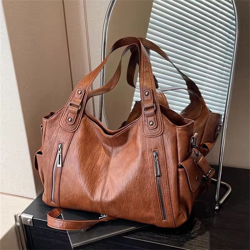 Japanese Brand Soft Interior Compartment Shoulder Bag Size ONE SIZE - 4 Thumbnail