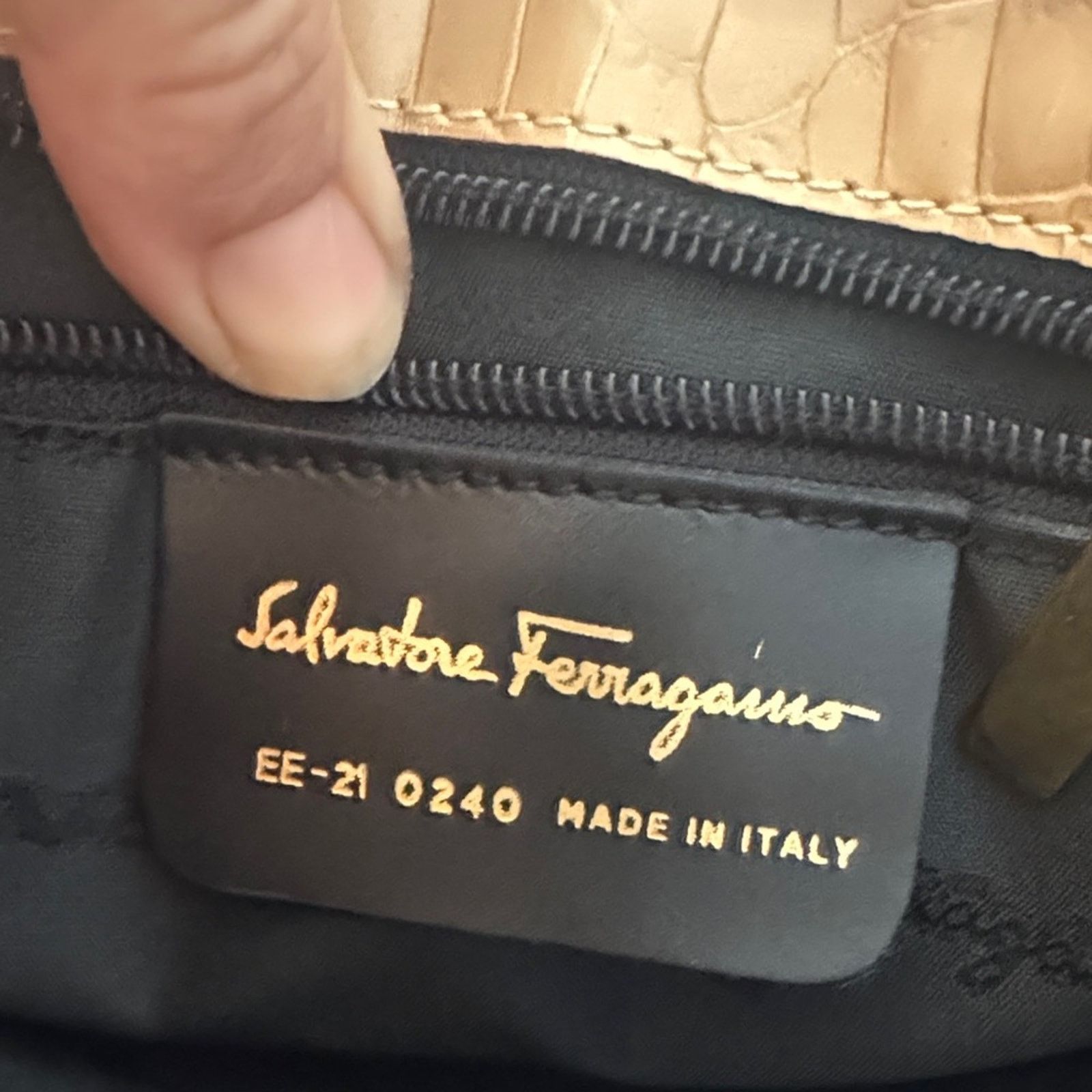 Salvatore Ferragamo Salvatore Ferragamo Gancini Crocodile-Embossed Tote - Beige Size ONE SIZE - 8 Thumbnail
