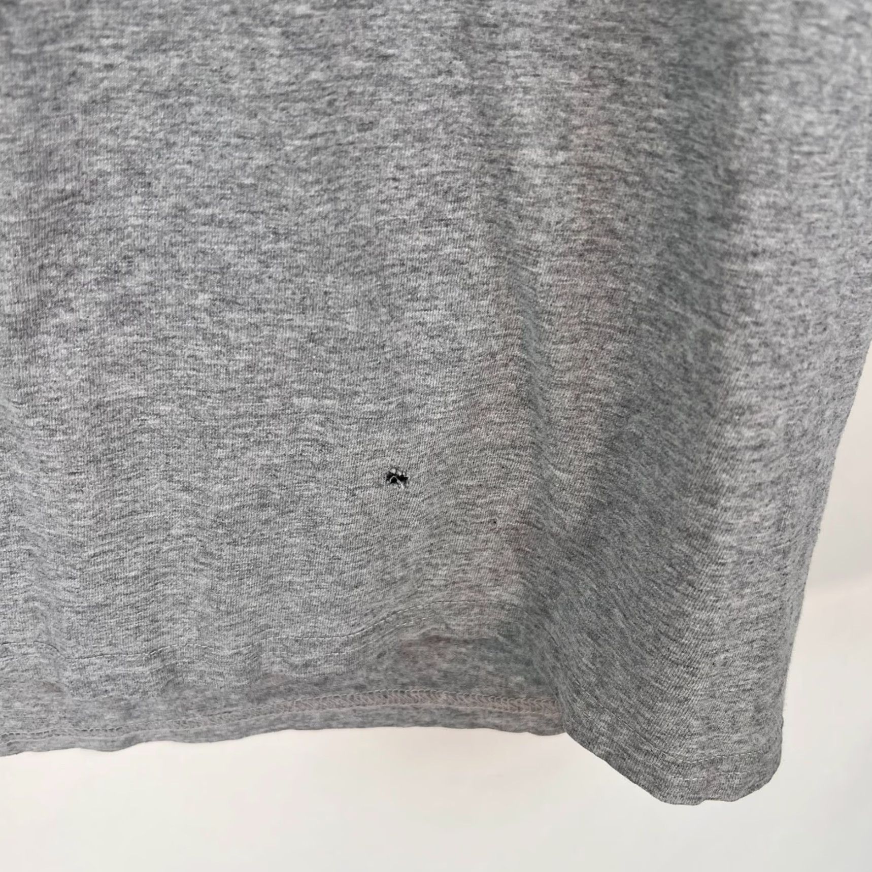 Nike VINTAGE Nike Shirt Adult XL Gray Authentic Athletics Graphic Tee Distressed USA 90s Mens Size US XL / EU 56 / 4 - 4 Thumbnail