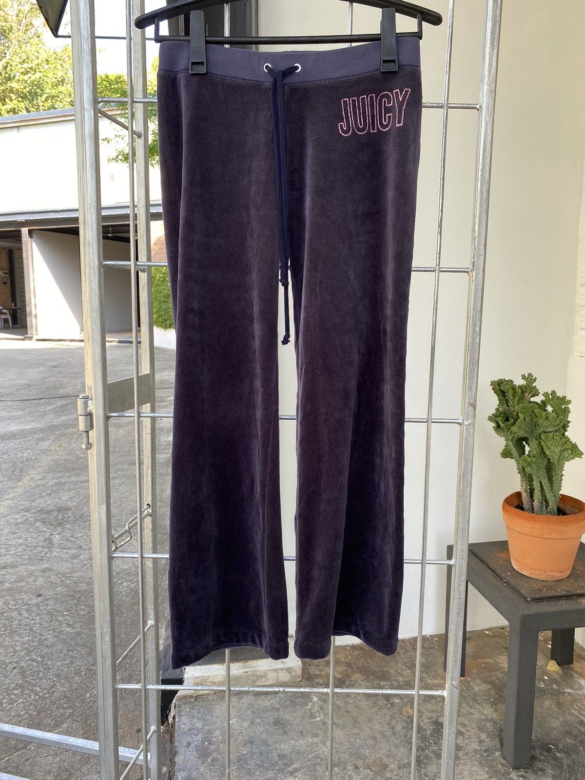 Juicey Couture dark blue velvet relaxed pants