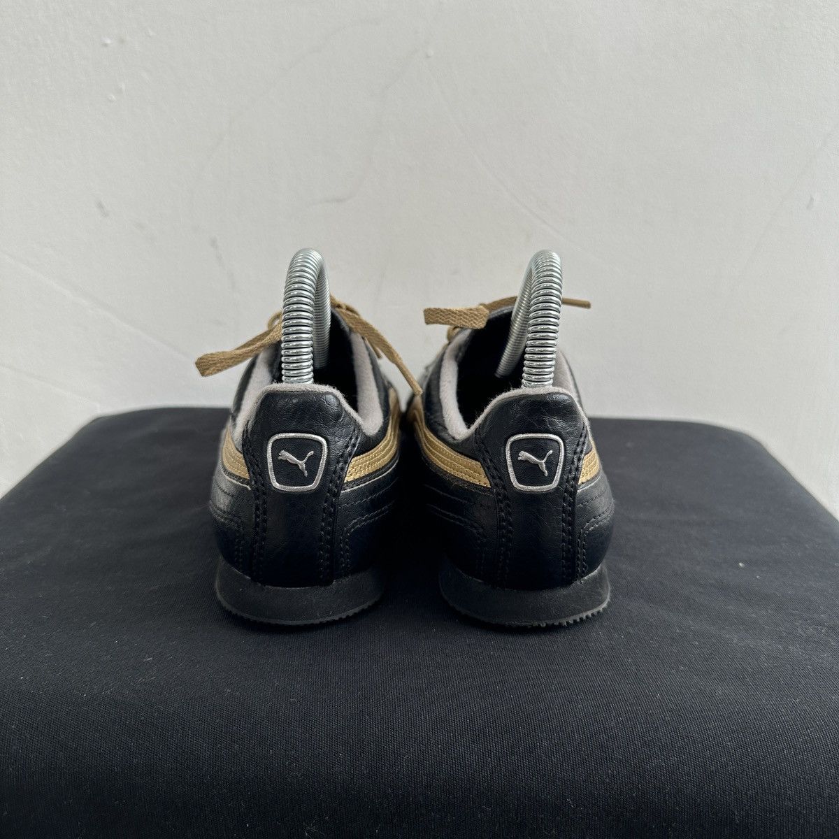 Puma × Vintage Vintage Puma Gold/Black Leather Low Cut Sneakers Size US 6 / IT 36 - 5 Thumbnail