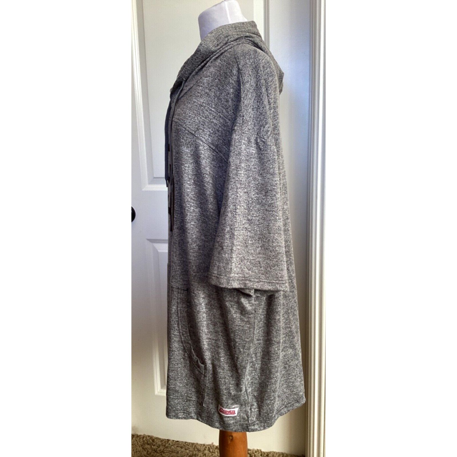 Stitch's Jeans SAN DIEGO PADRES SHORT SLEEVE CHARCOAL FLEECE HOODIE 2X Size XXL / US 16-18 / IT 52-54 - 2 Thumbnail