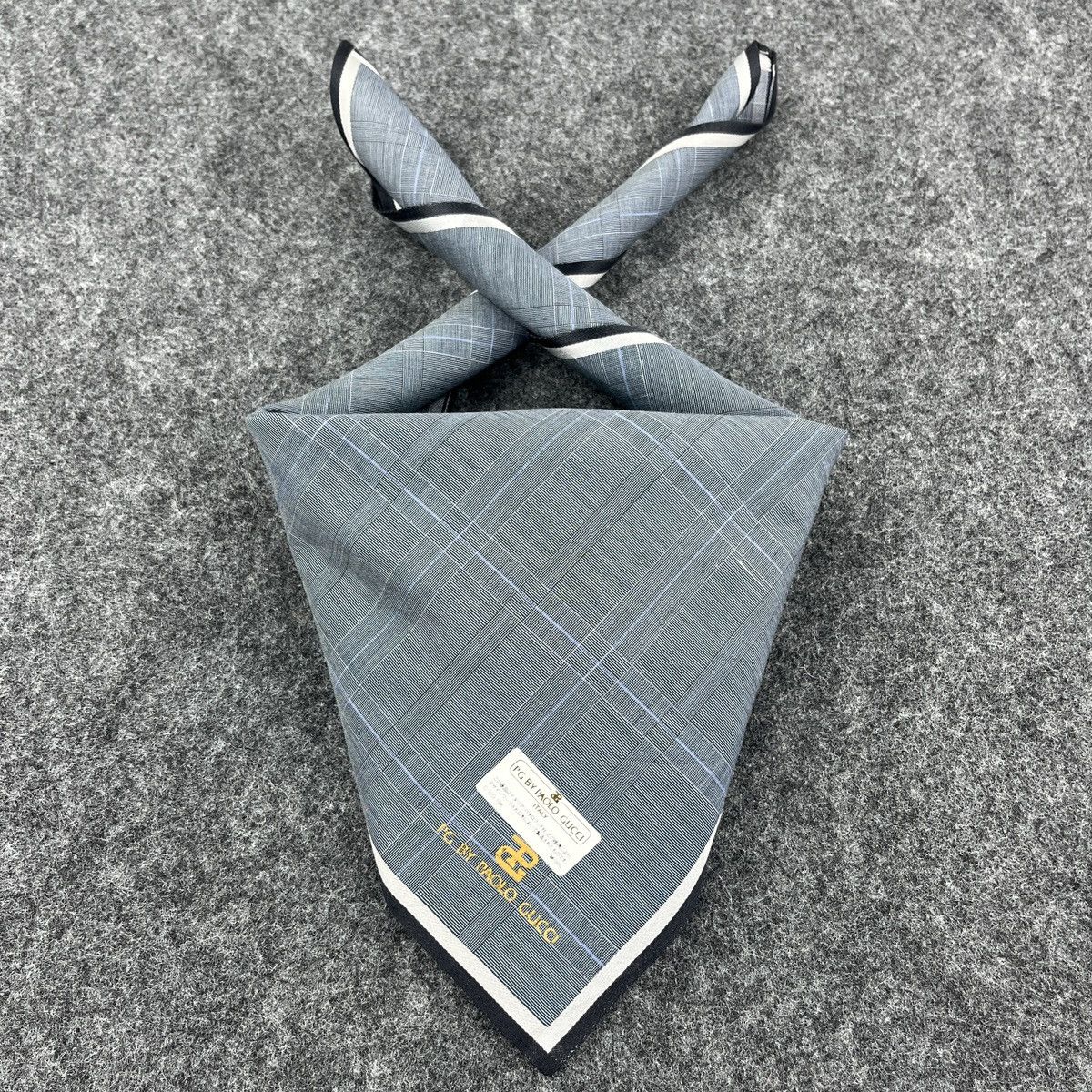 Paolo Gucci × Vintage Paolo Gucci Handkerchief / Bandana / Neckerchief B214 Size ONE SIZE - 2 Thumbnail