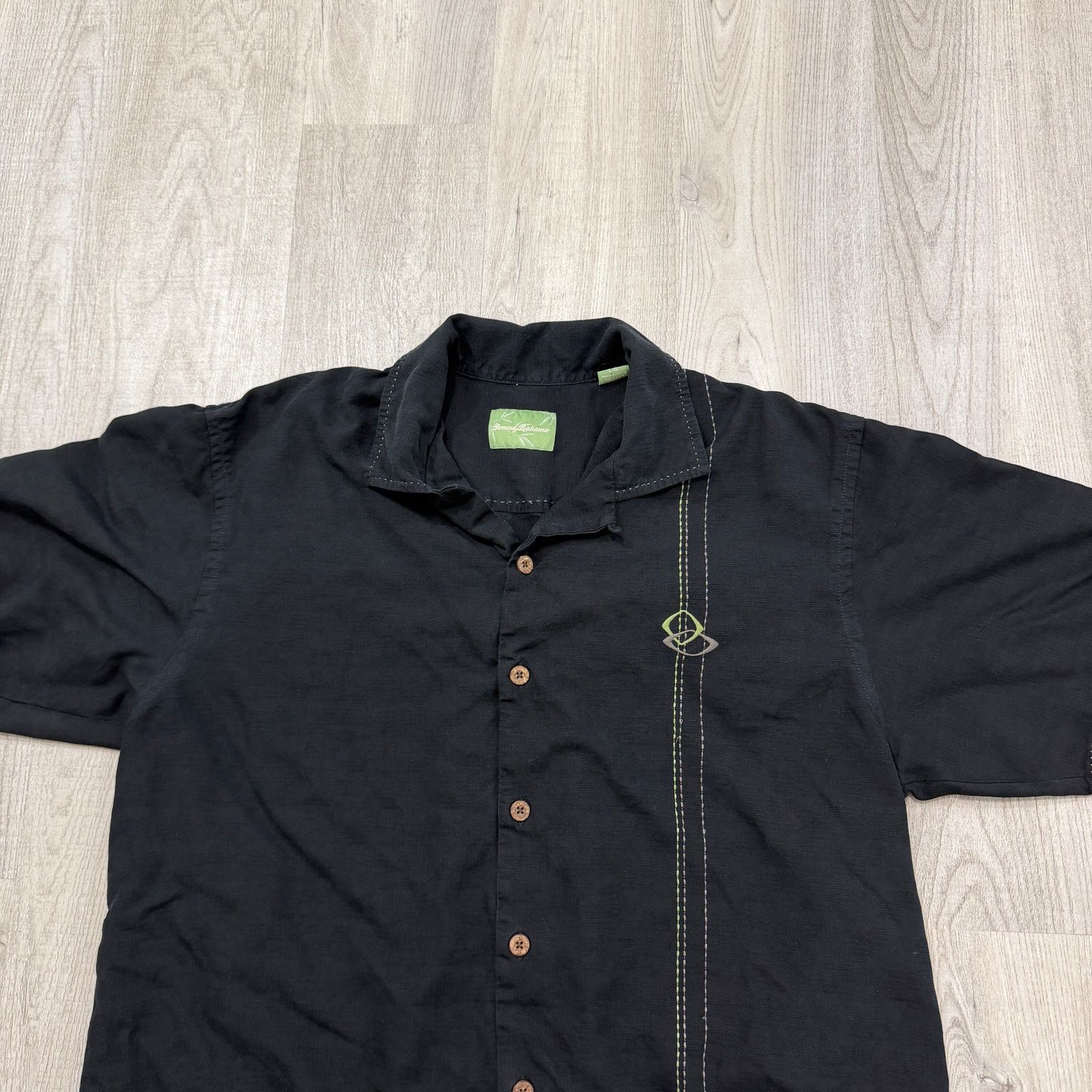 Tommy Bahama Tommy Bahama Hawaiian Shirt Men's Large Black Silk Loop Camp Size US L / EU 52-54 / 3 - 2 Thumbnail