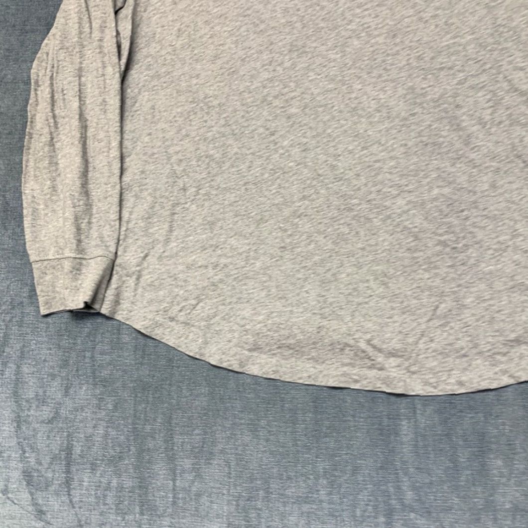 Nike Nike T-Shirt Womens Medium Heather Gray Swoosh Logo Round Hem Everyday Wear Size M / US 6-8 / IT 42-44 - 3 Thumbnail