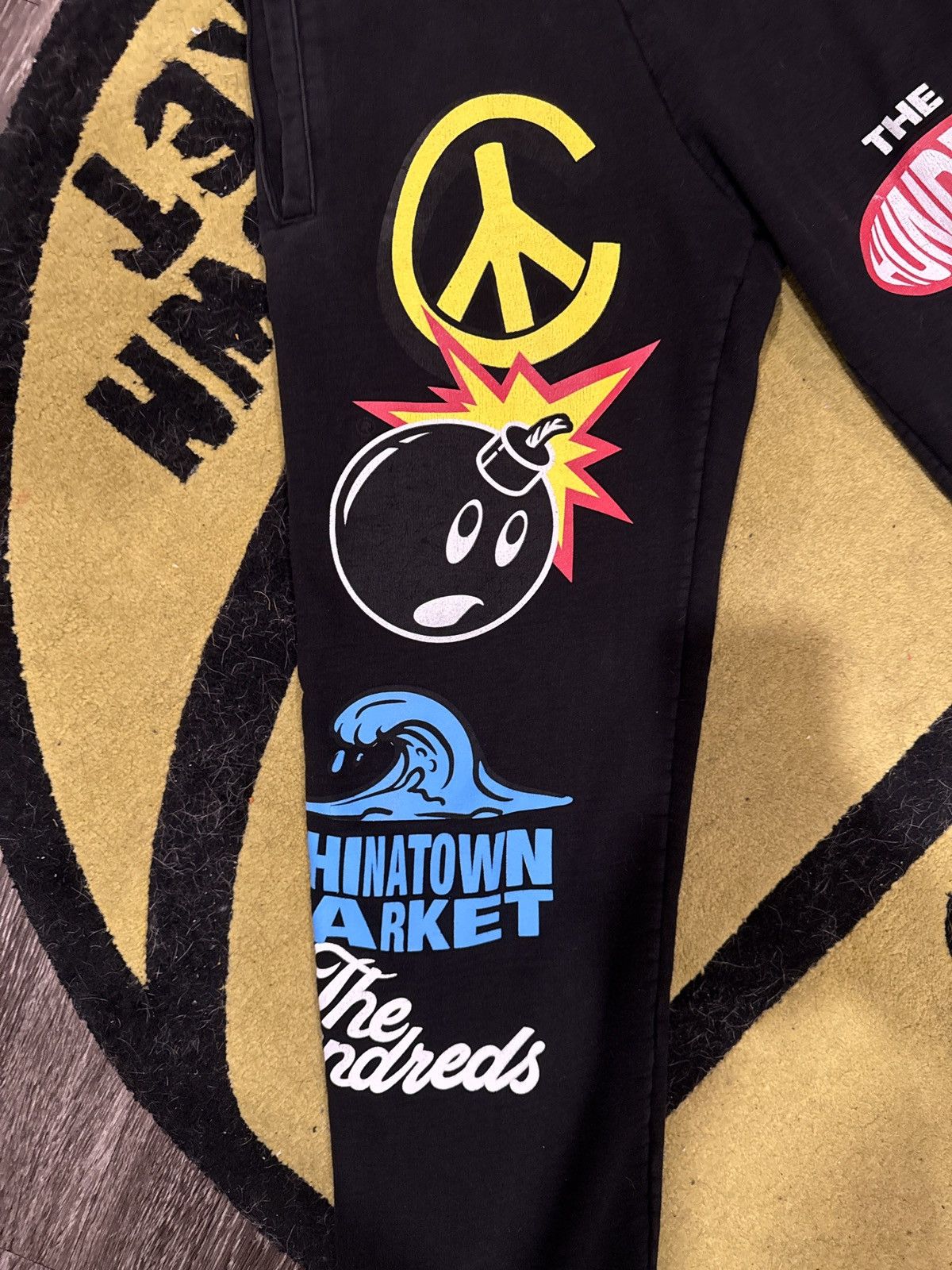 Market Chinatown Market x Bobby Hundreds Sweatpants (Medium) Size US 32 / EU 48 - 3 Thumbnail
