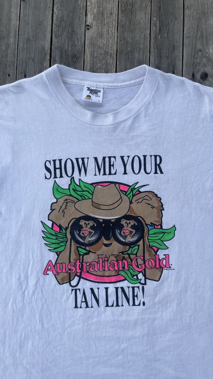Vintage Vintage 90s Australian Gold Graphic Tee Size US L / EU 52-54 / 3 - 1 Thumbnail