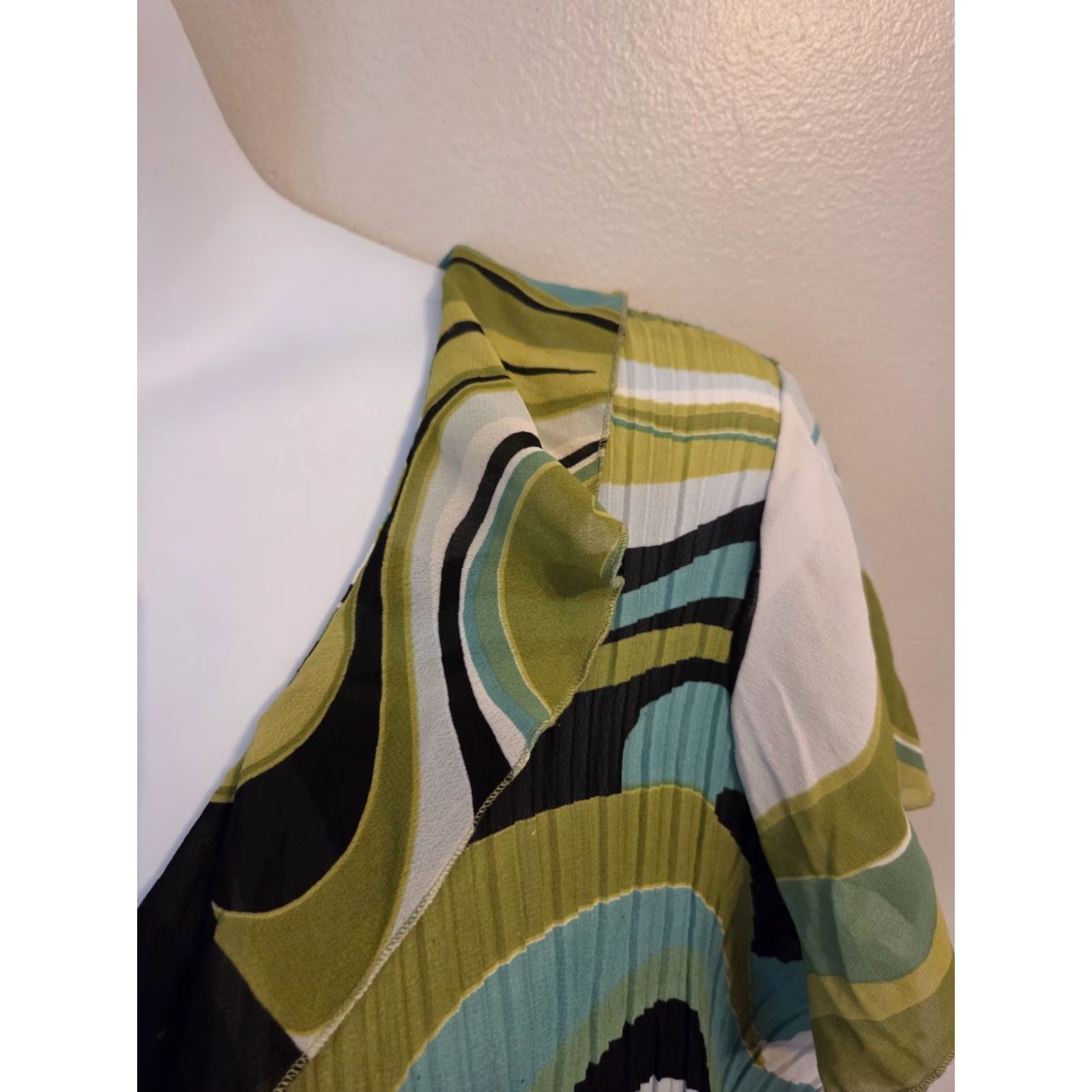 CO New York City Design Co Woman Abstract Ruffle Button-Up Blouse 3X Size XXL / US 16-18 / IT 52-54 - 3 Thumbnail