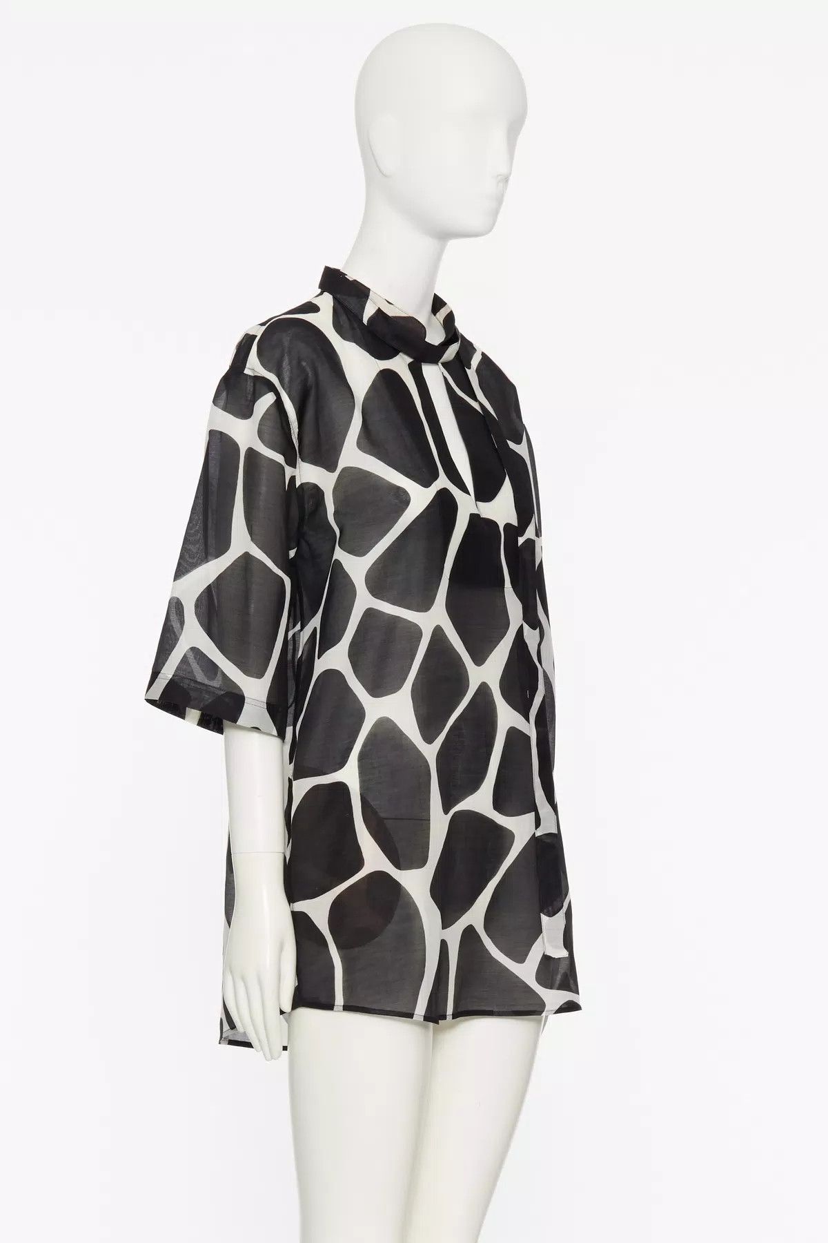 Valentino o1s1wg110925 Giraffa Print Short Voile Dress in Black/Avorio Size XS / US 0-2 / IT 36-38 - 3 Thumbnail