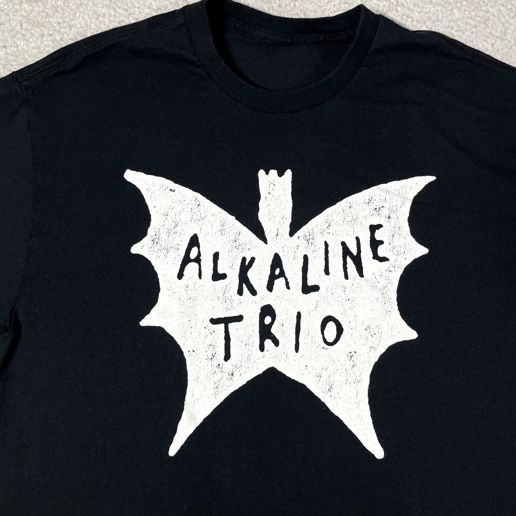 Vintage Alkaline Trio Shirt Mens M Band Rock Emo Punk 2025 Tour Concert Merch Graphic Print Crew Neck Short Sleeve Black Cotton 2020-2029 Men T-Shirt Size US M / EU 48-50 / 2 - 2 Thumbnail