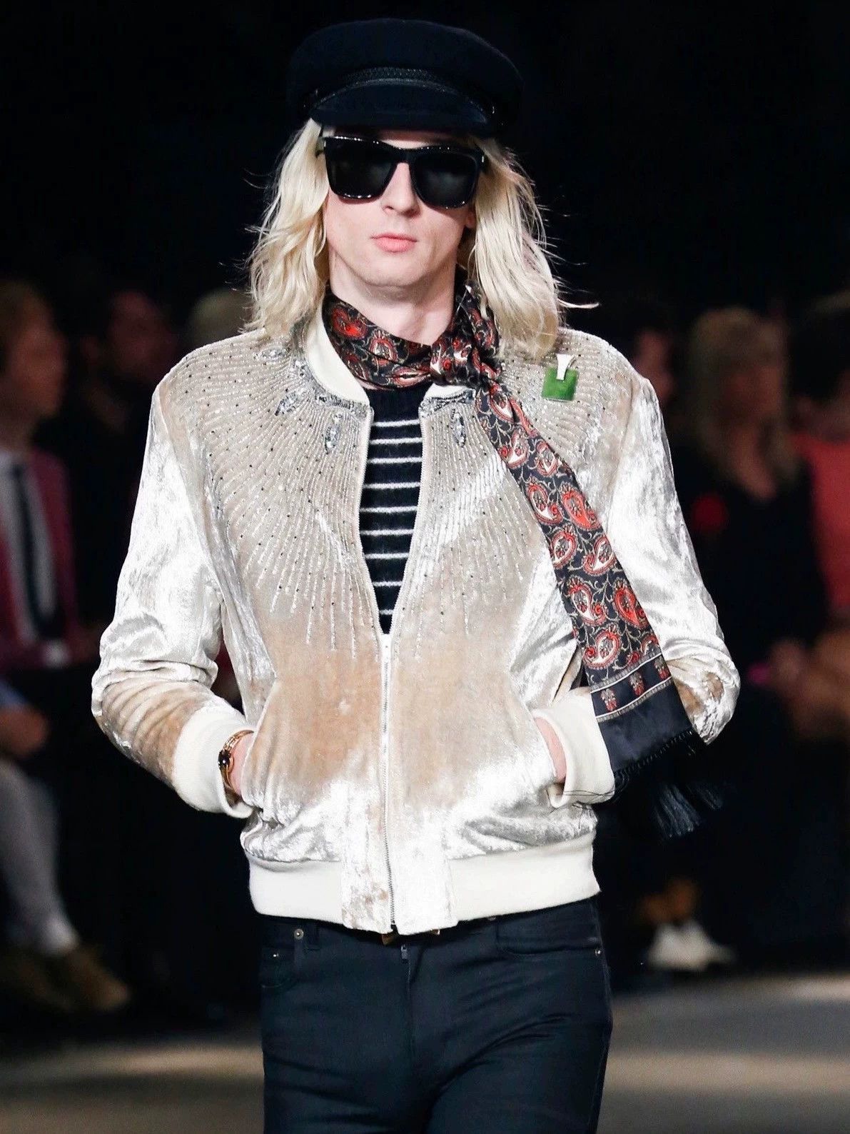 Saint Laurent Paris SLP16AW Saint Laurent Black Red Paisley Fringe Scarf Size ONE SIZE - 4 Thumbnail