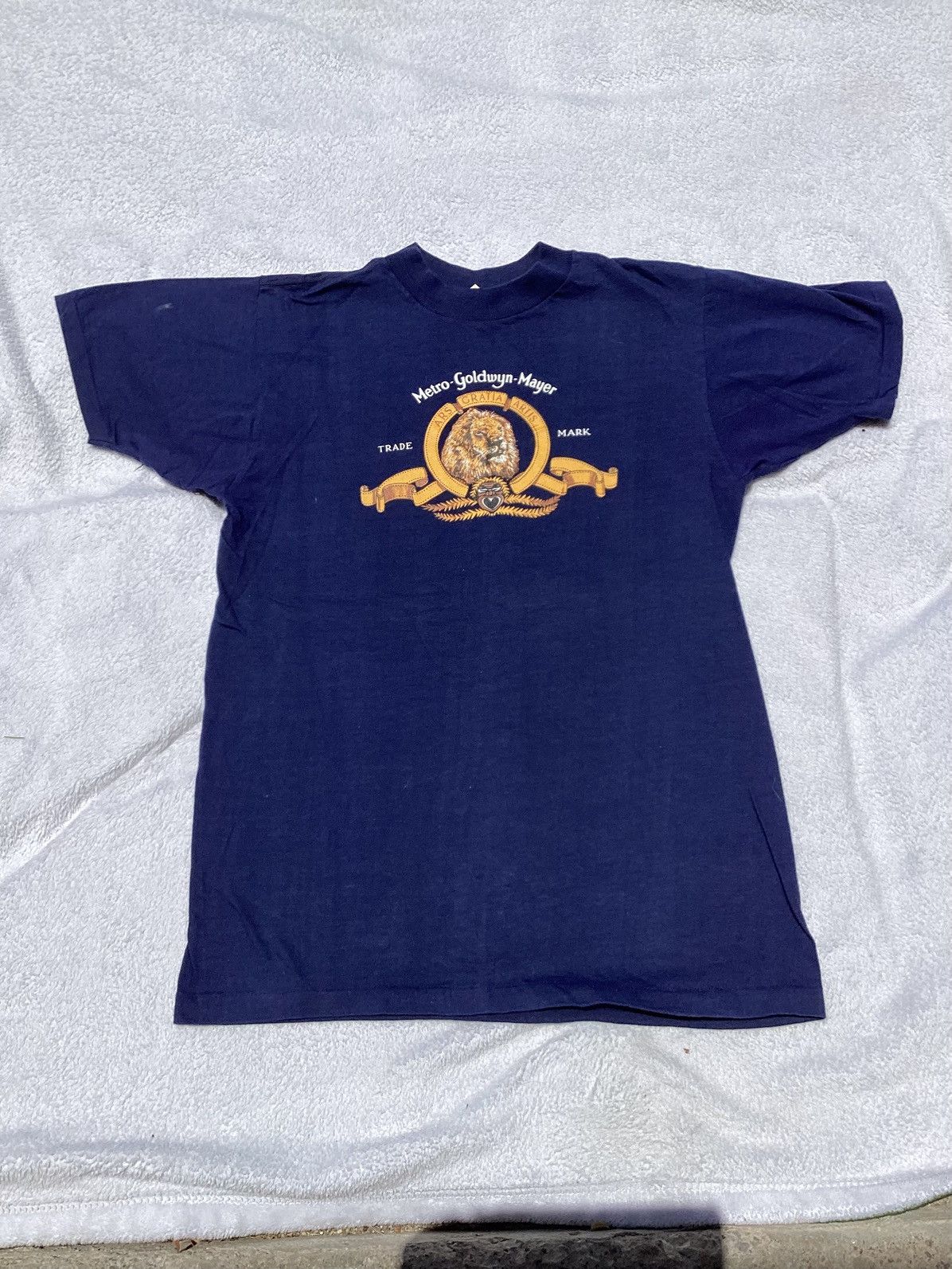 Vintage 80s Metro-Goldwyn-Mayer movie Studios USA made true Vtg Tee Size US M / EU 48-50 / 2 - 1 Thumbnail