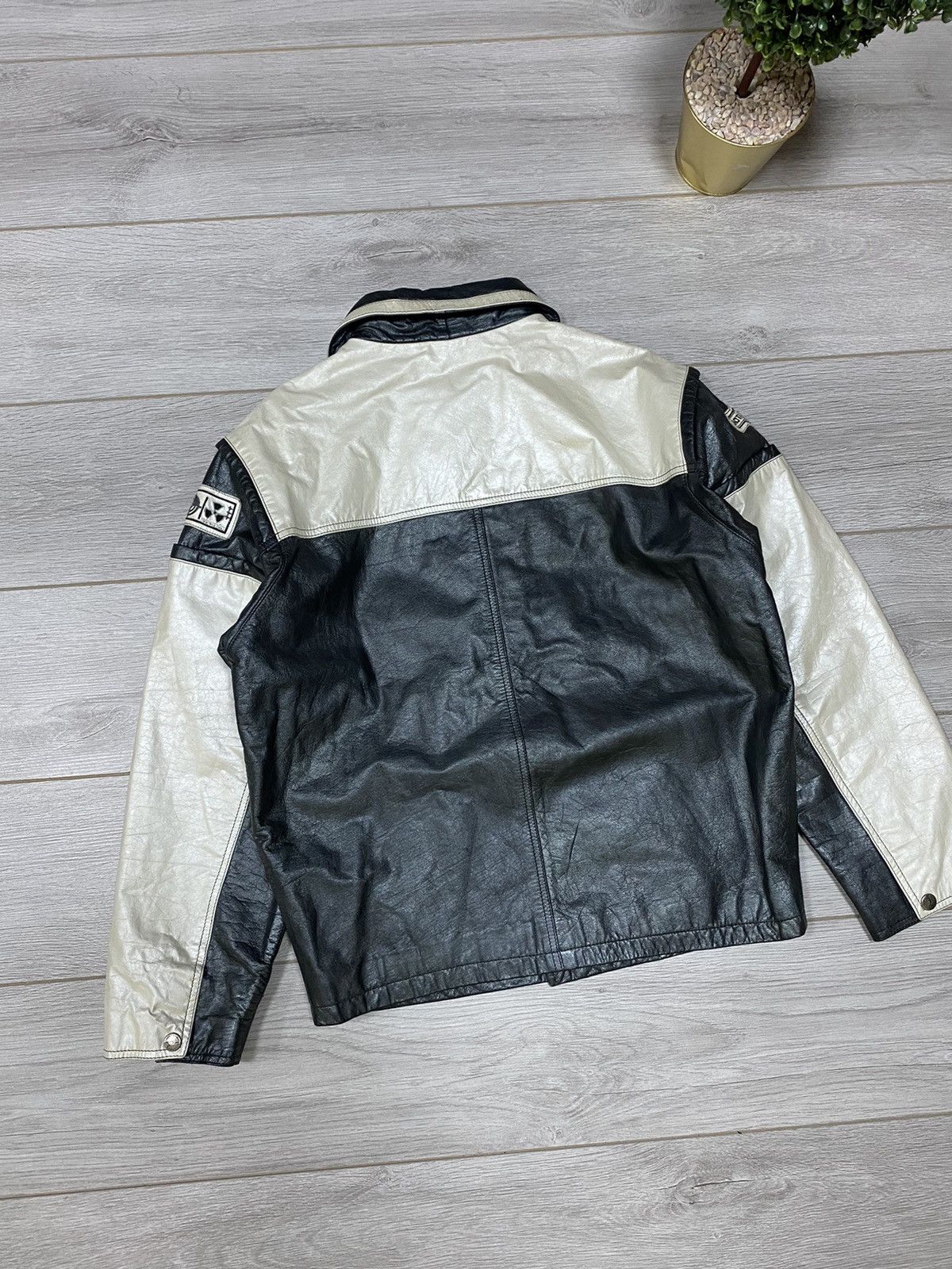 Vintage Dacota tank driver nuclear zone vintage leather jacket Size US S / EU 44-46 / 1 - 10 Thumbnail