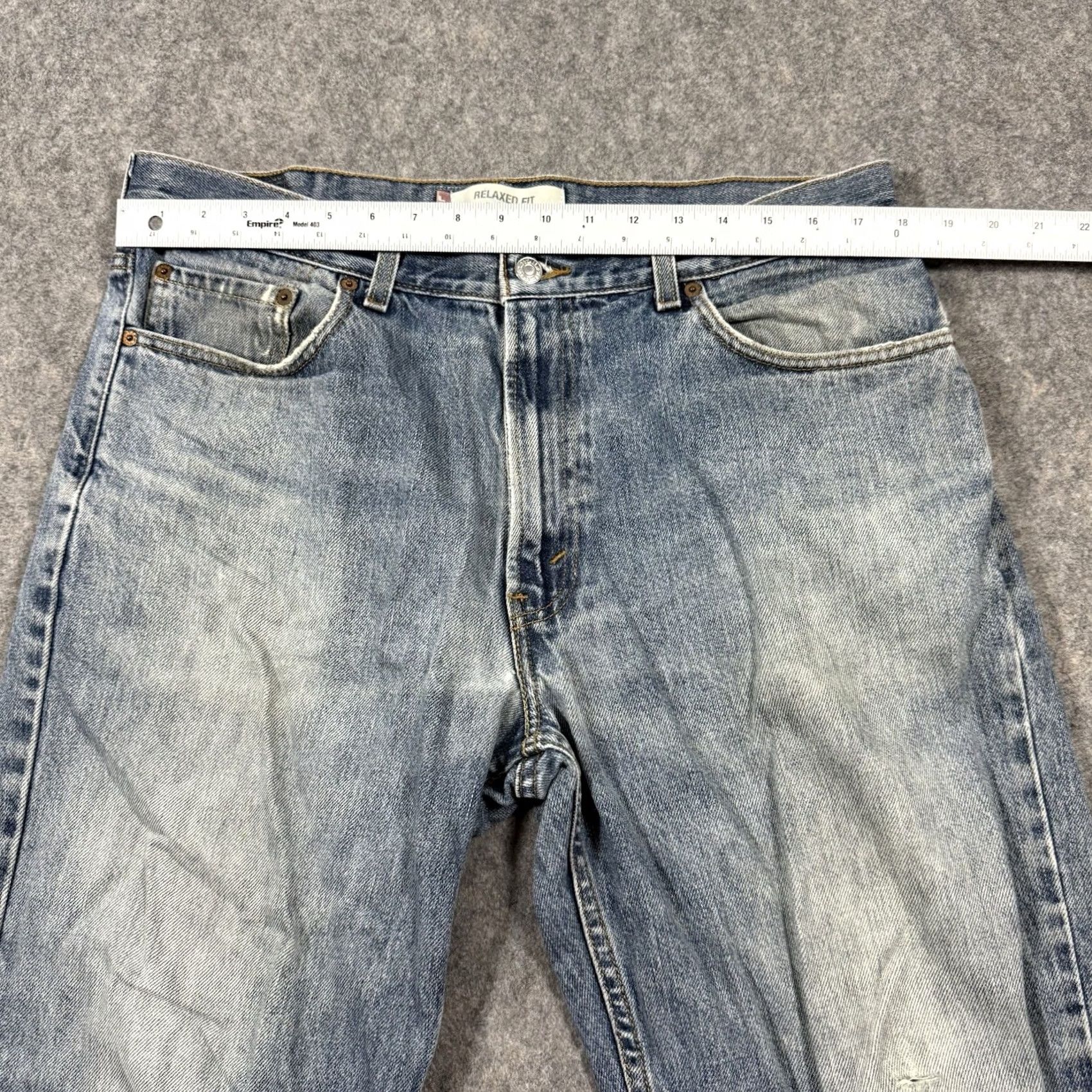 Levi's Levis 550 Jeans Mens 36x28 Blue Denim Vintage 90s Relaxed Fit 5-Pocket City Grunge Retro USA 90s Mens Jeans Size US 36 / EU 52 - 7 Thumbnail