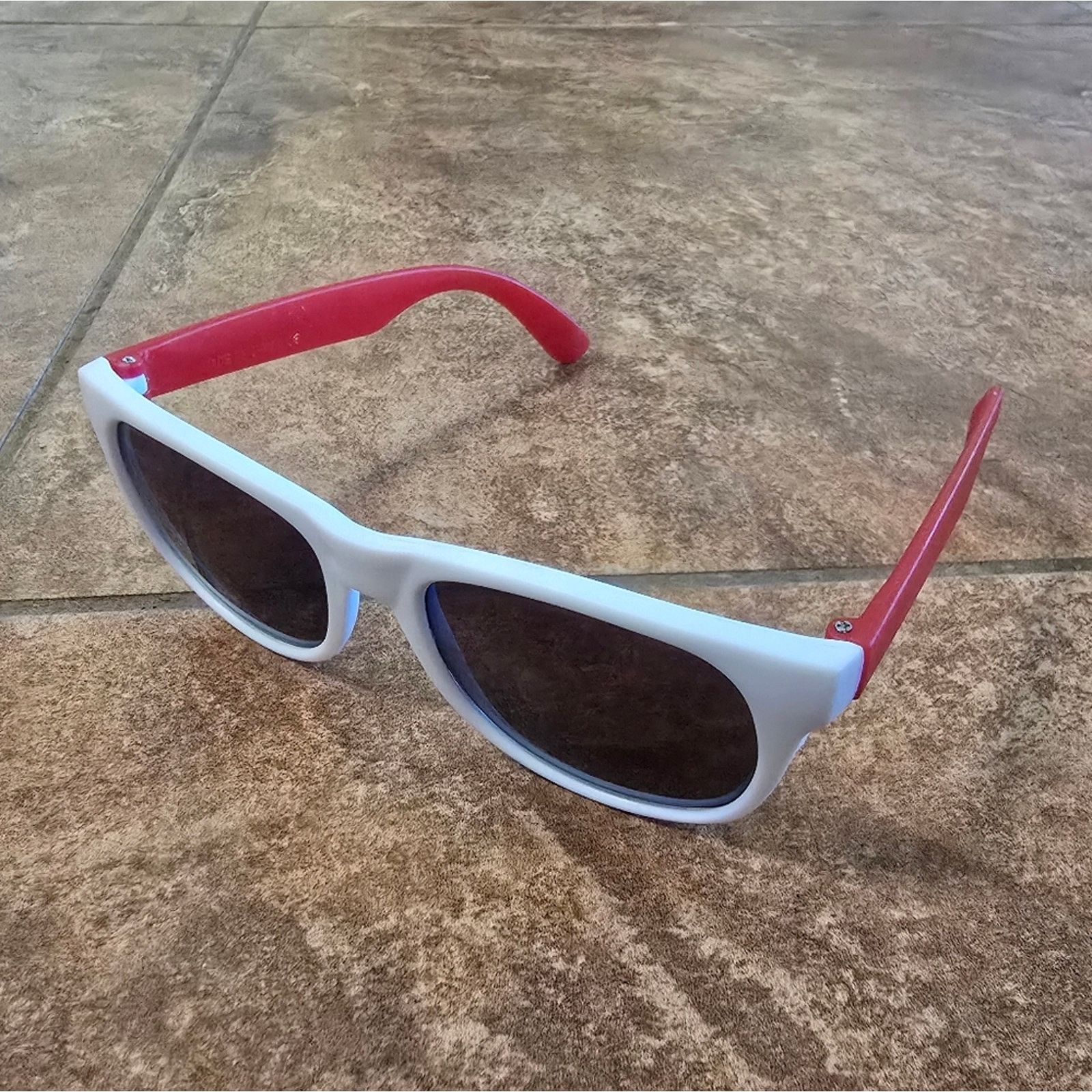Other White Red | CHICK-FIL-A | Promotional Sunglasses Size ONE SIZE - 1 Thumbnail