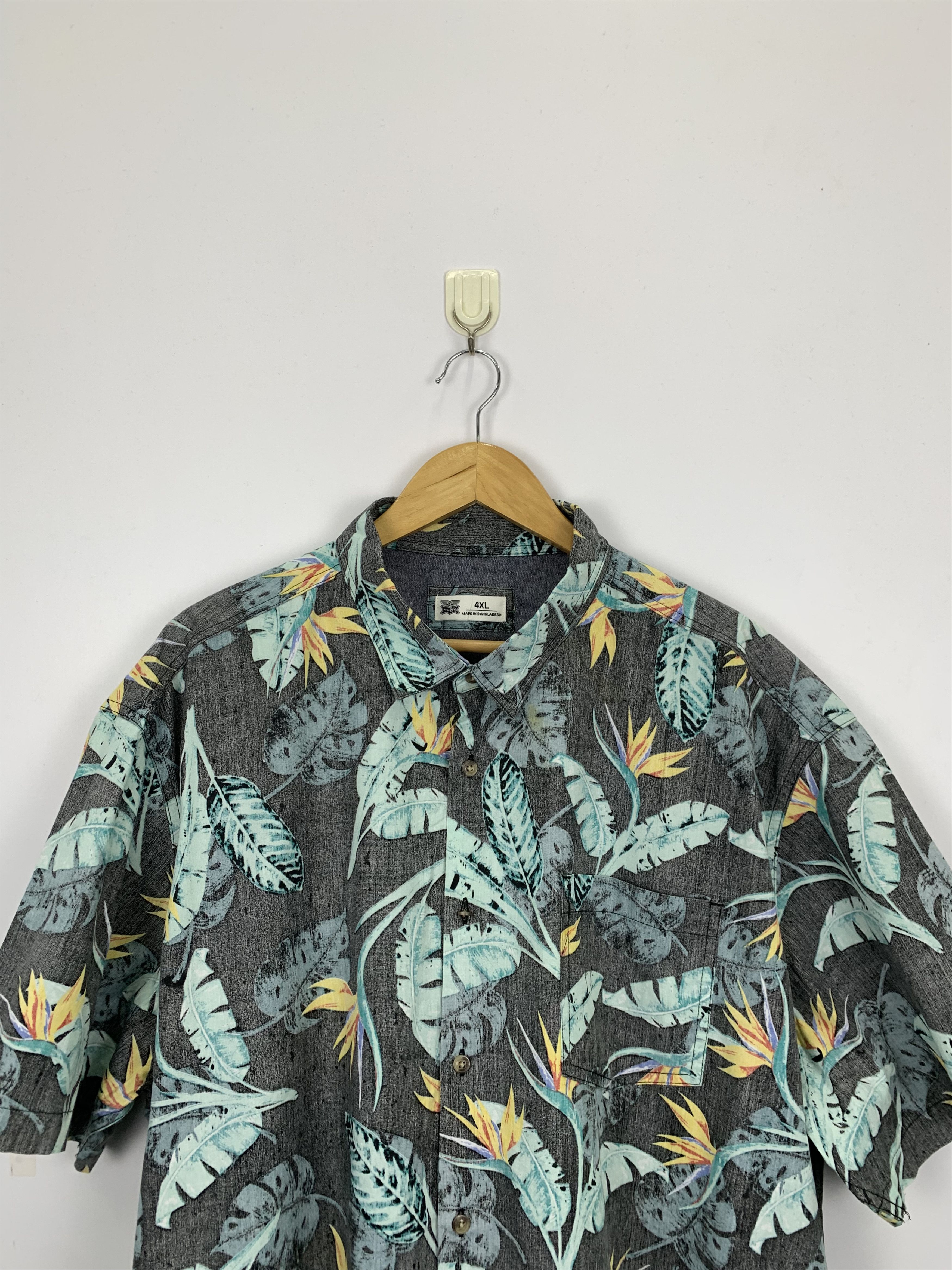 Vintage Vintage Hawaiian Shirt Button Ups TA0131 Size US XXL / EU 58 / 5 - 2 Thumbnail