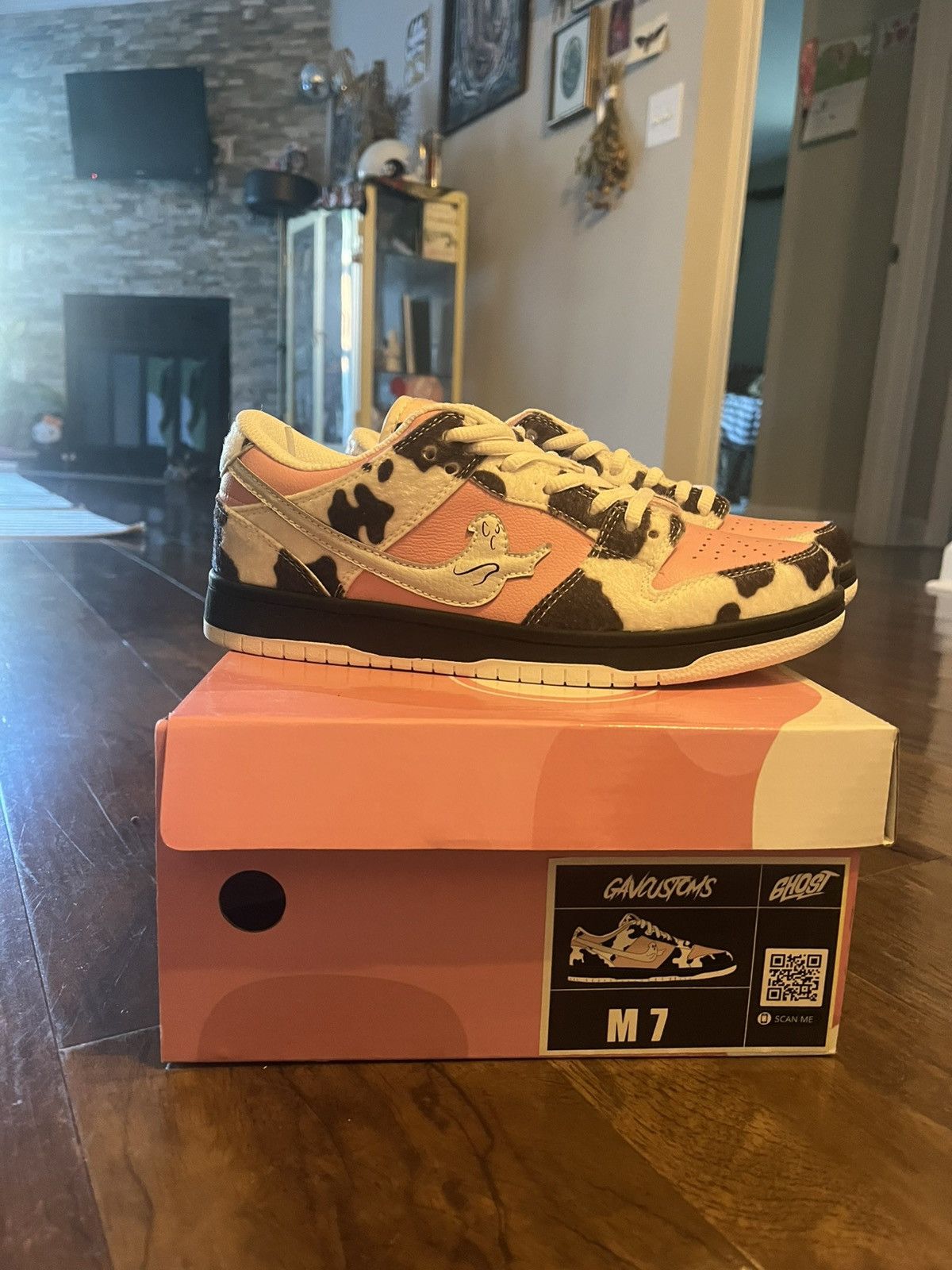 Other Gav Customs “Ghost Cow” Sneaker Size US 7 / EU 40 - 2 Thumbnail
