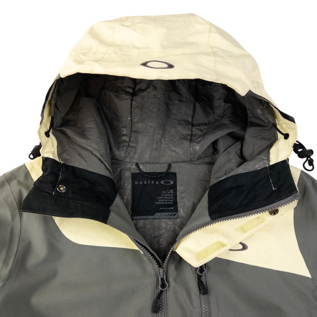 Oakley Vintage Oakley Zip Up Snowboarding Jacket Size L Size US L / EU 52-54 / 3 - 4 Thumbnail
