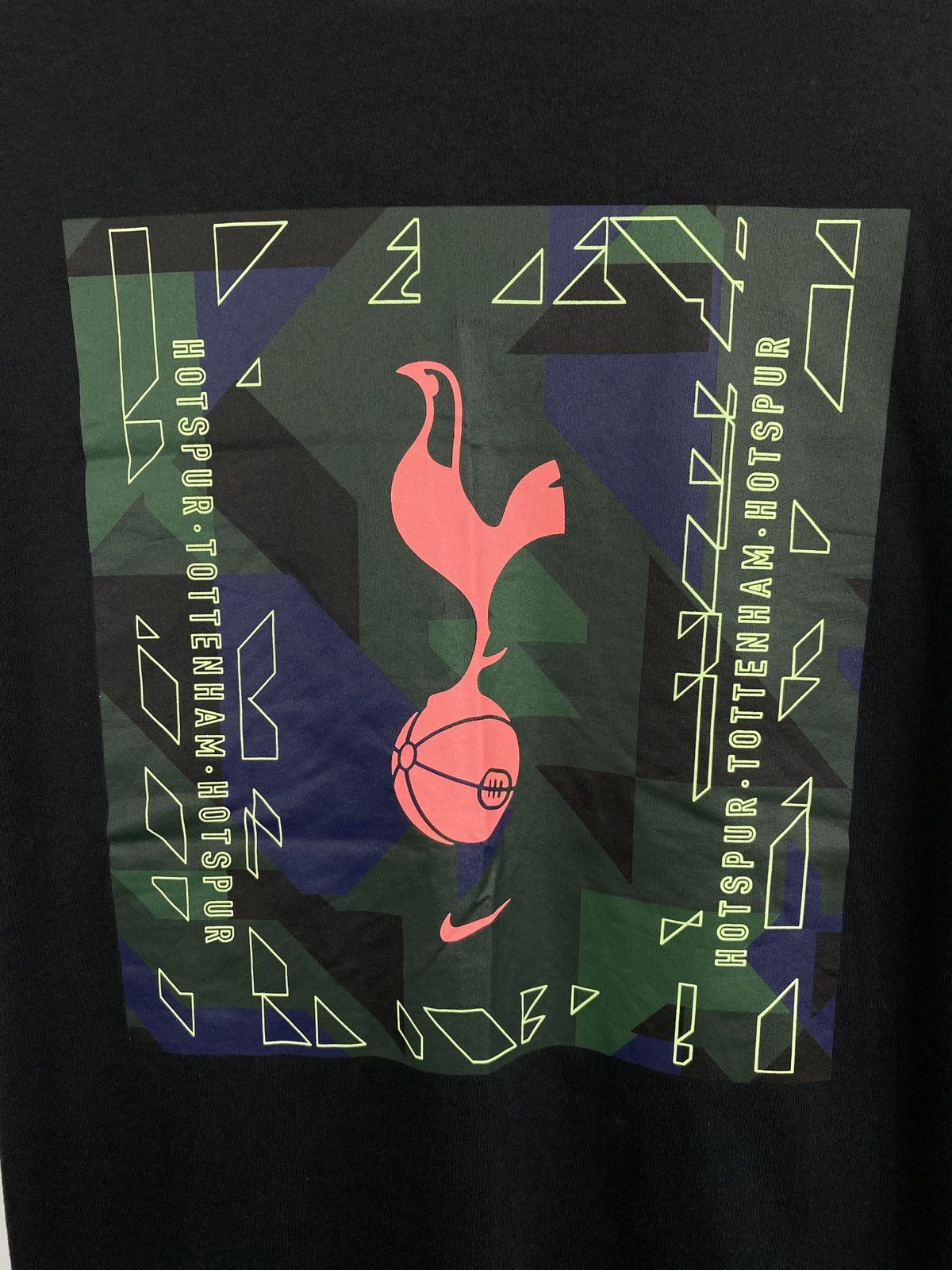 Nike Nike Football Tottenham Hotspur crest t-shirt Center Swoosh Size US XL / EU 56 / 4 - 4 Thumbnail