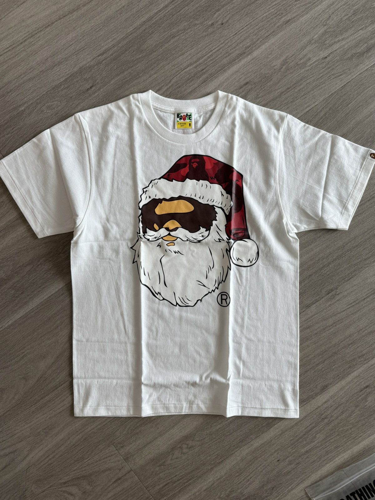 Bape Bape Holiday Tee Size US M / EU 48-50 / 2 - 1 Thumbnail