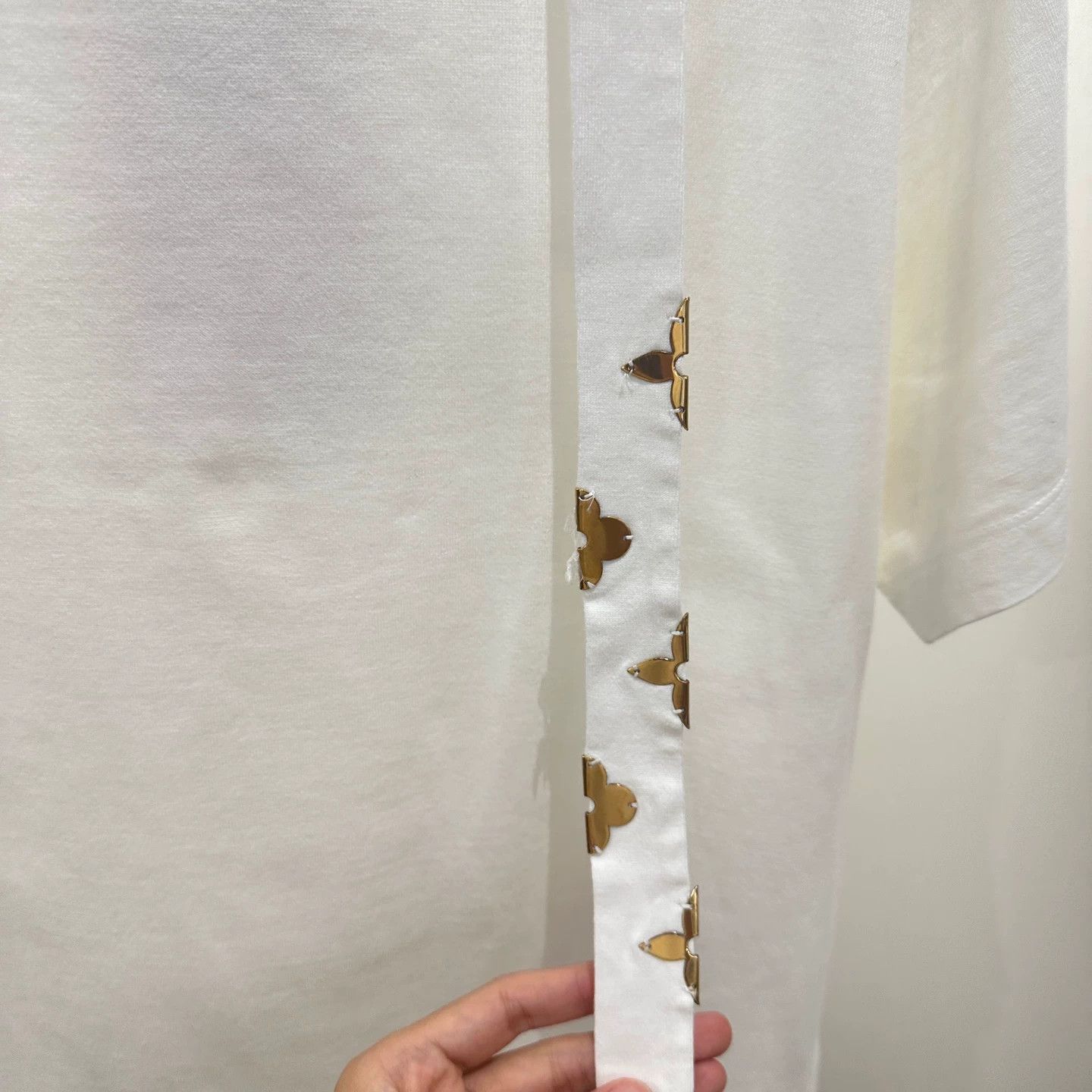 Louis Vuitton LV ribbon white short sleeve M cotton apr563 Size M / US 6-8 / IT 42-44 - 6 Thumbnail