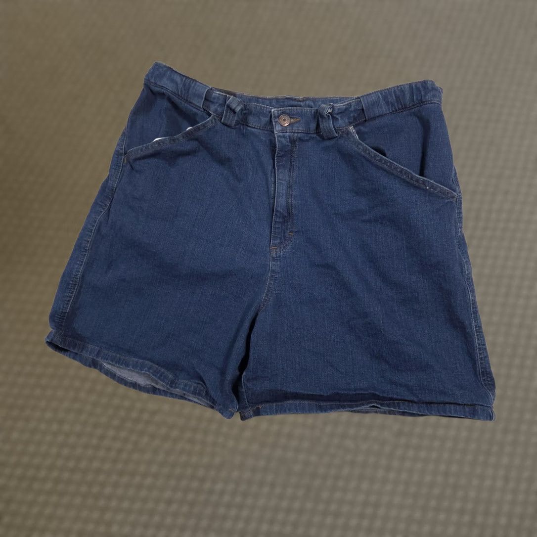 Lee Lee Denim Shorts Womens 16P Petite Blue Mom High Rise Relaxed Fit Casual Jean Size 38" / US 16 / IT 52 - 1 Thumbnail