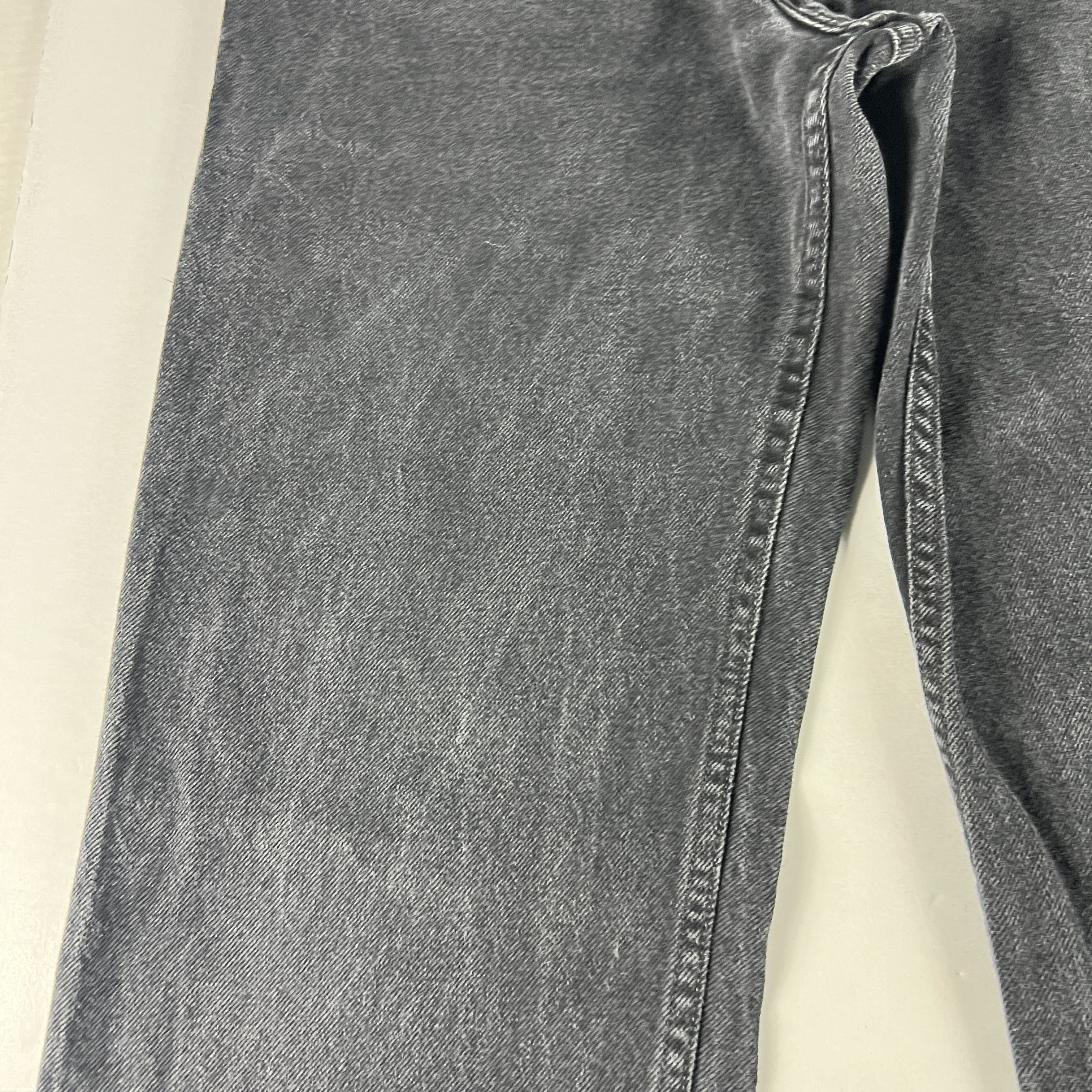 Levi's × Vintage Y2K Levi's Jeans 550 Relaxed Black Faded Denim Size US 34 / EU 50 - 4 Thumbnail
