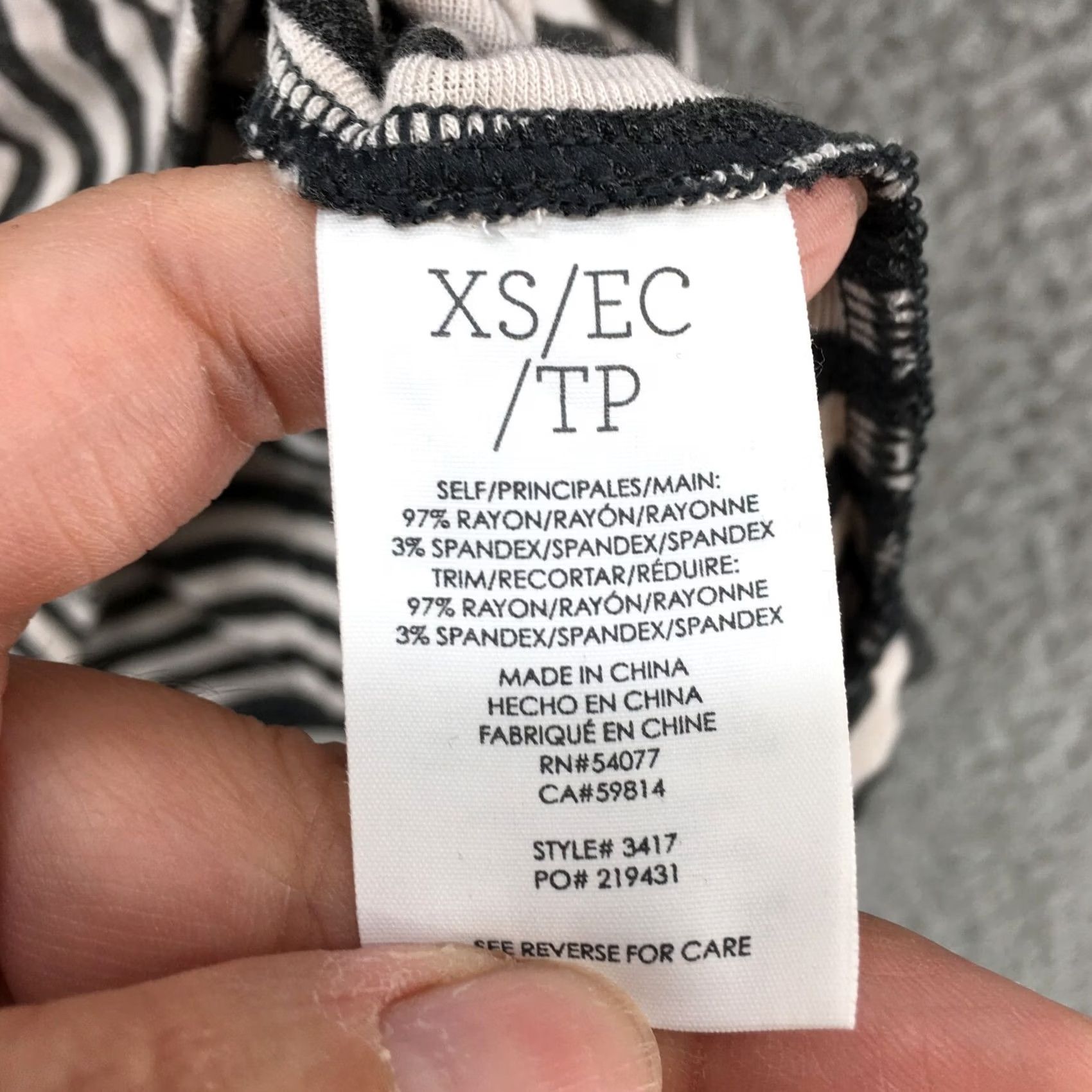 Vintage Cabi Tank Blouse Top XS Womens Striped Sleeveless Round Neck Gray White Casual Shirt Size XS / US 0-2 / IT 36-38 - 6 Thumbnail