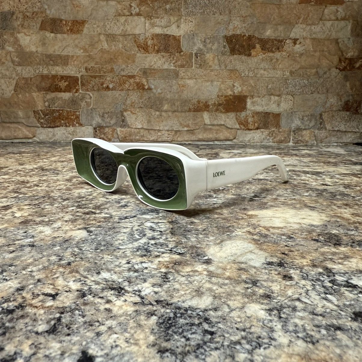 Loewe LOEWE PAULA'S IBIZA WHITE OLIVE/GREY LENS SUNGLASSES Size ONE SIZE - 5 Thumbnail