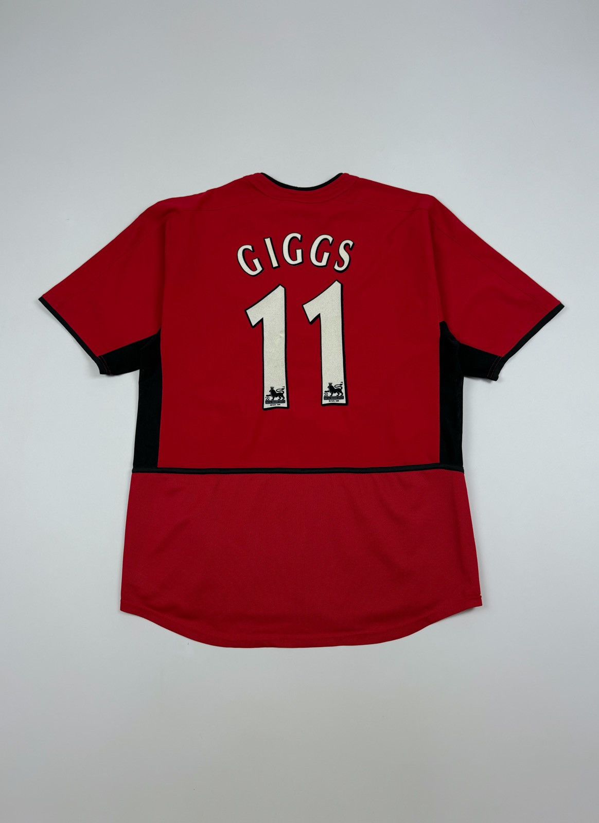 Vintage 2002-04 Vintage Nike Manchester United #11 Ryan Giggs Jersey Size US M / EU 48-50 / 2 - 1 Thumbnail
