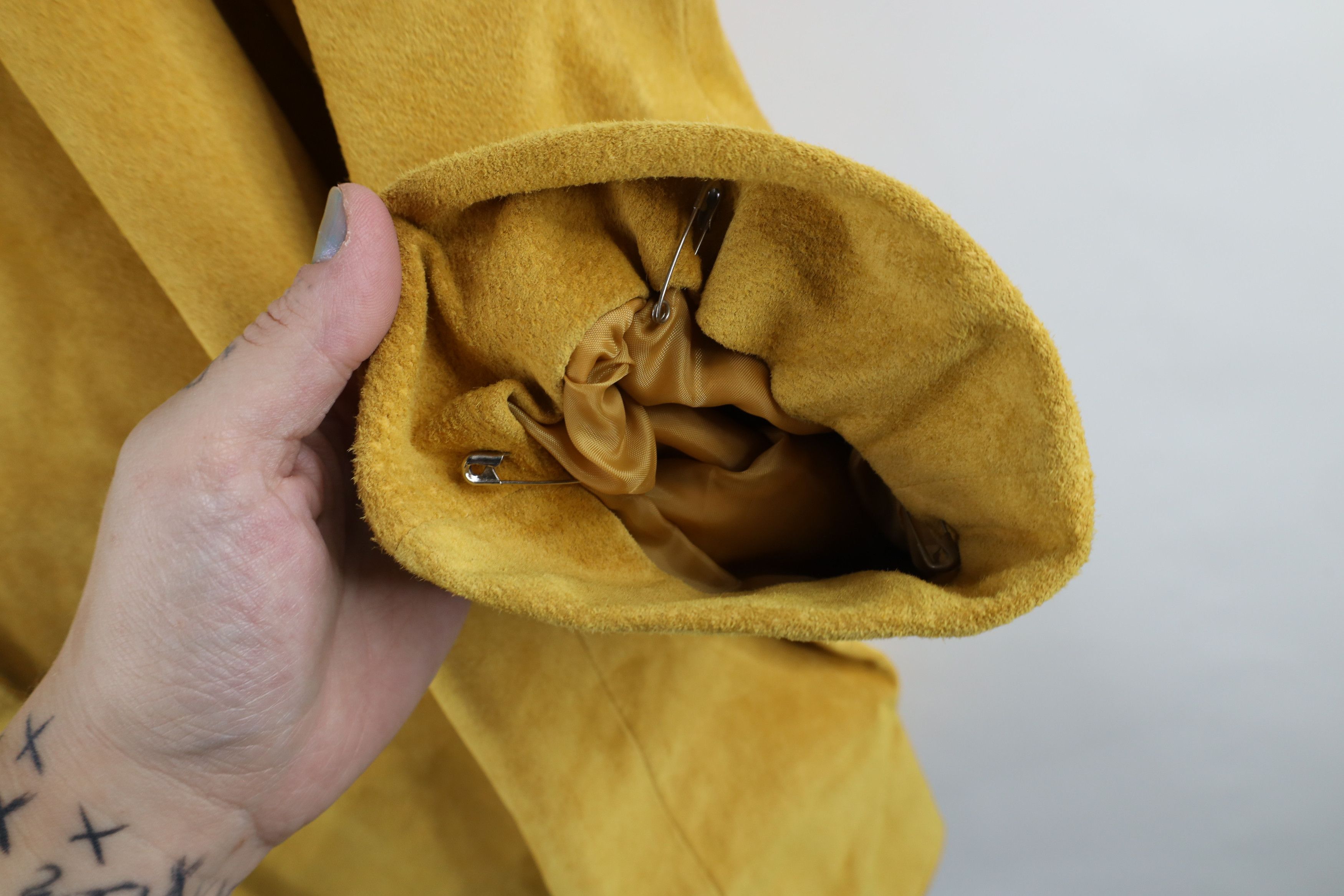 Vintage Vintage 90s Rockabilly Suede Leather Western Jacket Yellow Size L / US 10 / IT 46 - 5 Thumbnail