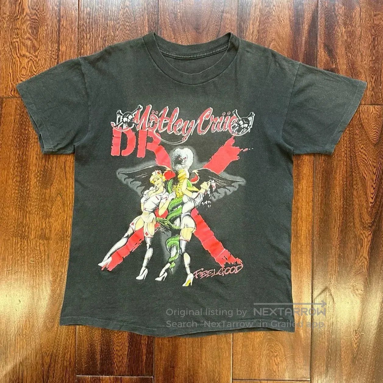 Vintage Motley Crue 80s Vintage Tee. Size US S / EU 44-46 / 1 - 1 Thumbnail