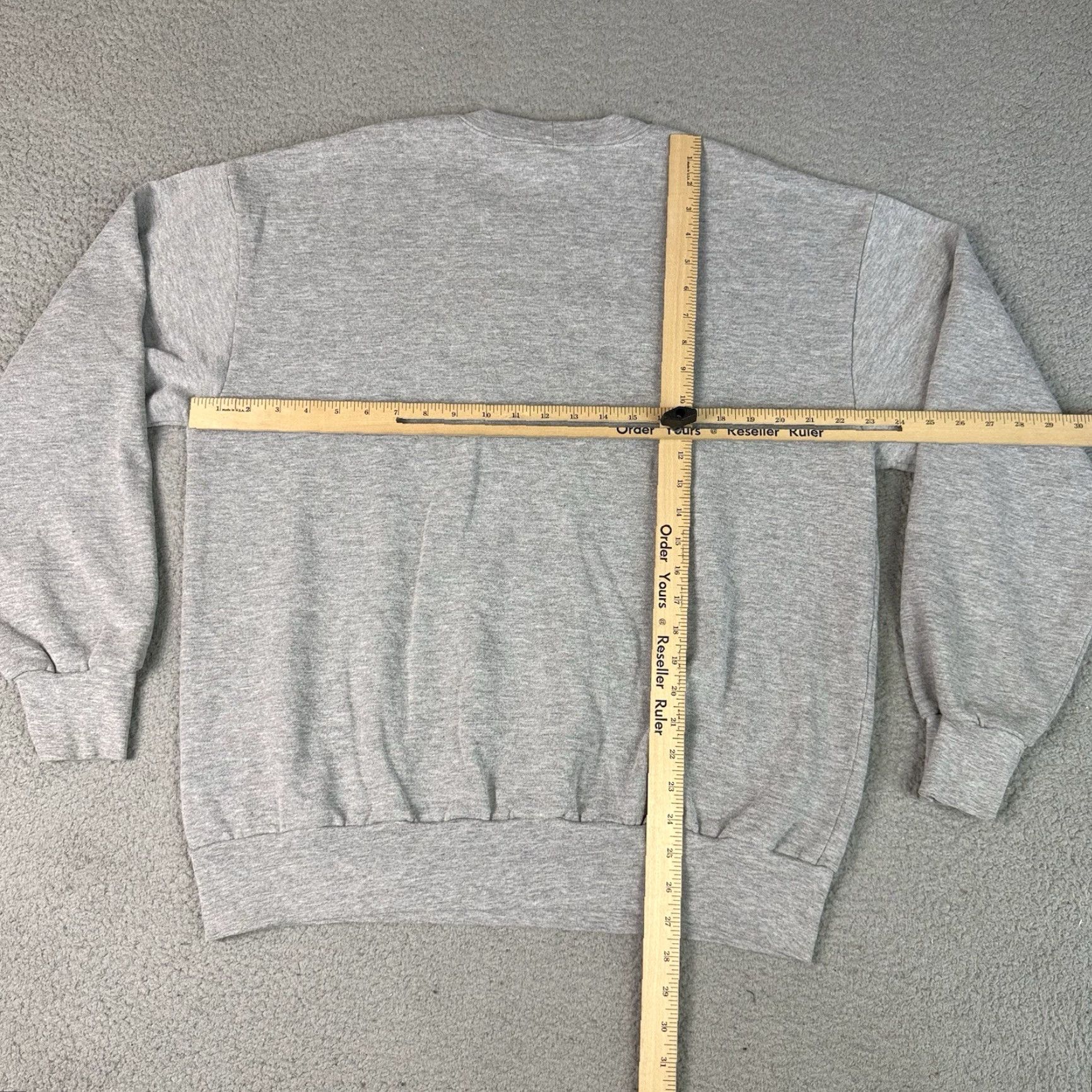 Vintage VINTAGE Majestic Sweatshirt Adult XL Gray/Blue Trump Plaza City Pullover Men MENS Size US XL / EU 56 / 4 - 5 Thumbnail