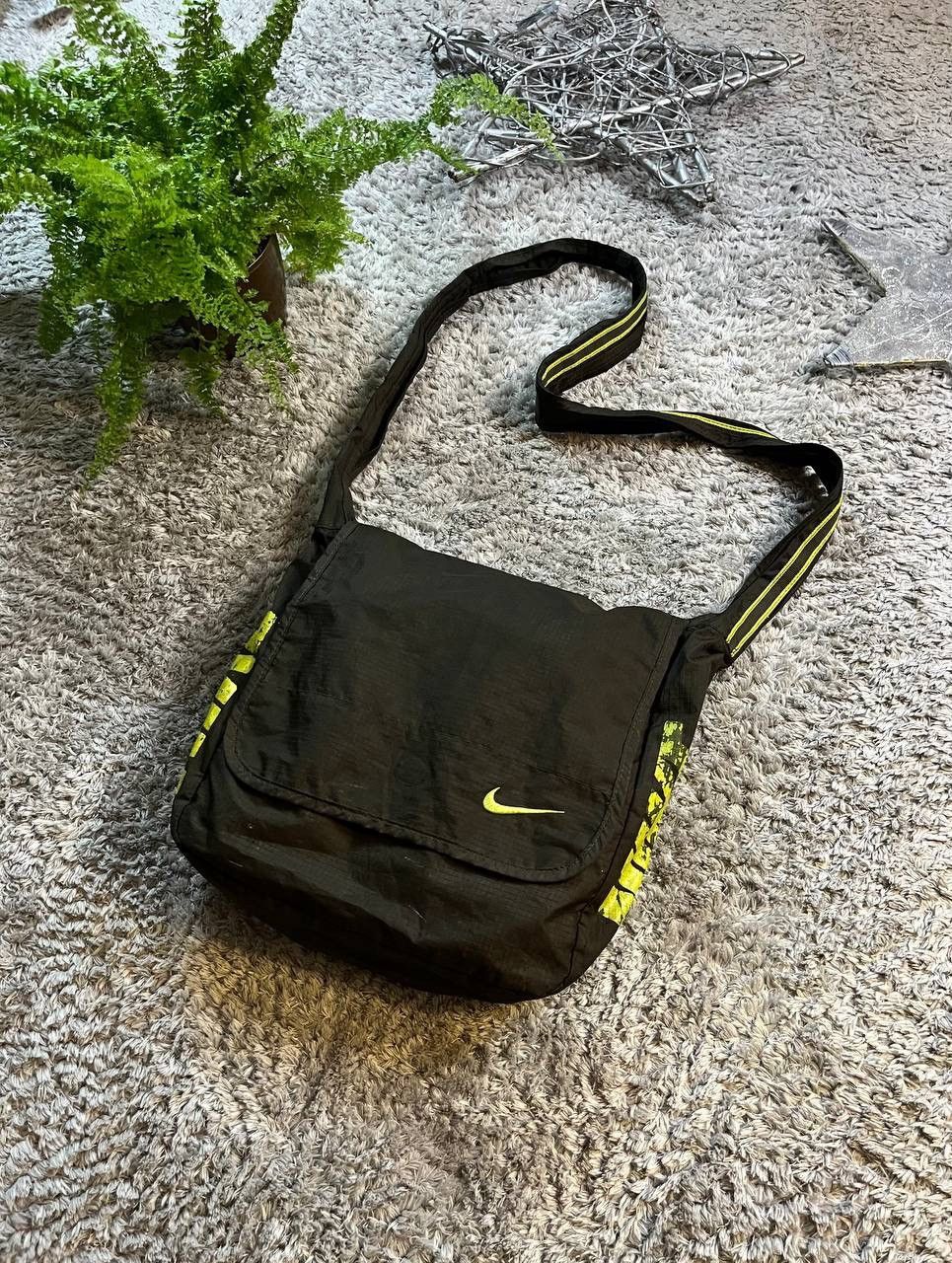 Nike × Vintage 00s Nike Bag Vintage Streetwear Big Logo Swoosh Rare Size ONE SIZE - 2 Thumbnail