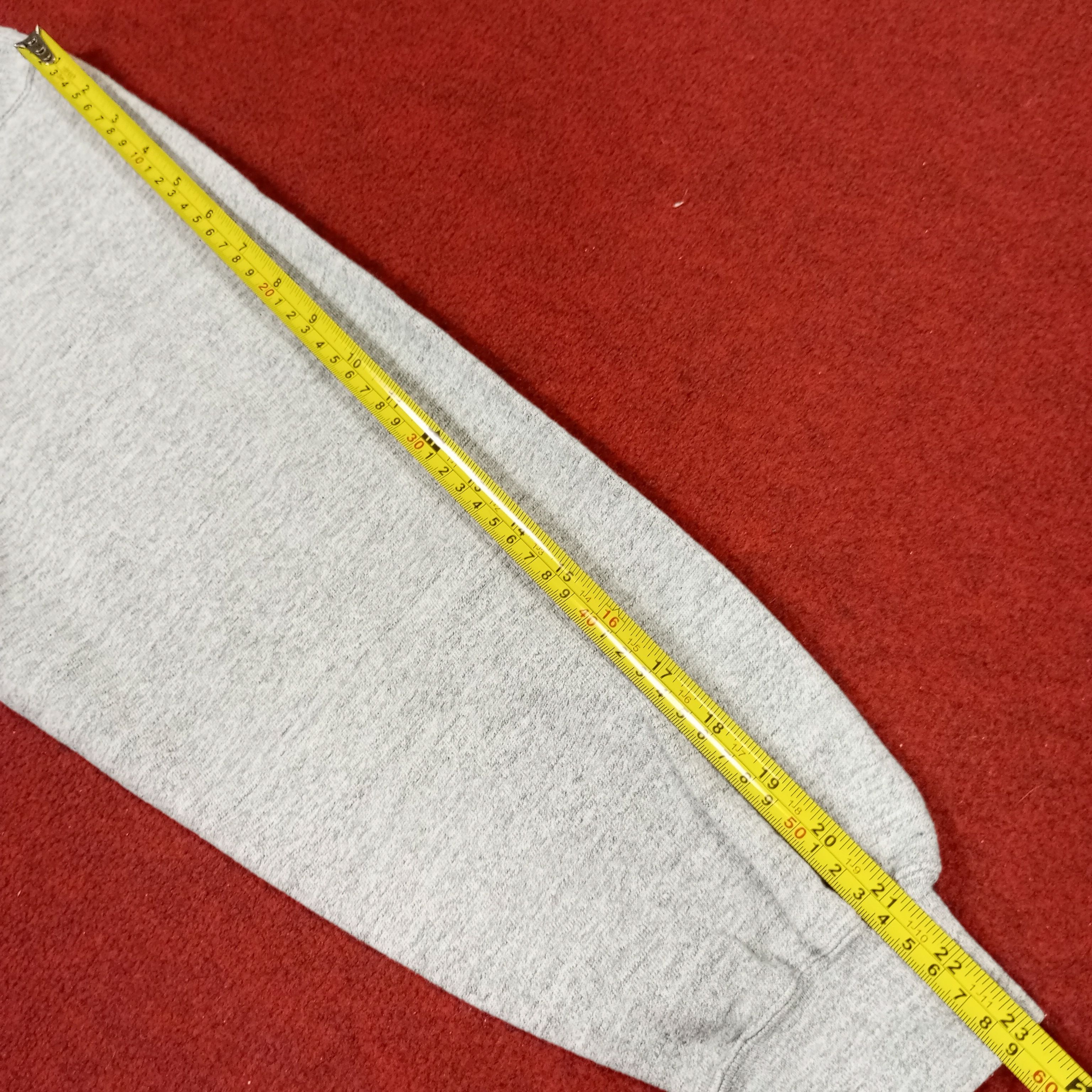 Champion × Vintage Champion Products Center Logo Spellout Design Sweatshirt Size US L / EU 52-54 / 3 - 10 Thumbnail
