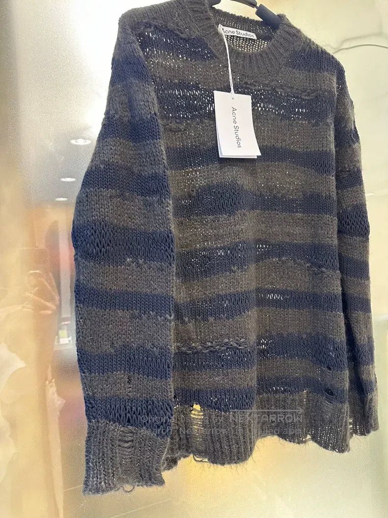 Acne Studios Acne Studios Neutral striped distressed knitted sweater, m Size XS / US 0-2 / IT 36-38 - 2 Thumbnail
