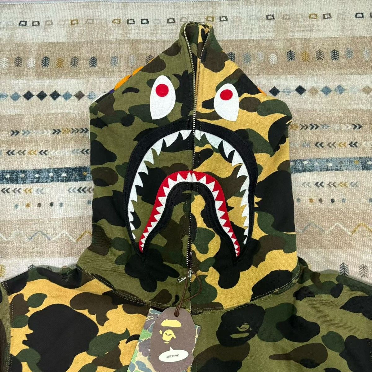 Bape CAMO SHARK FULL ZIP HOODIE Size US XXL / EU 58 / 5 - 3 Thumbnail