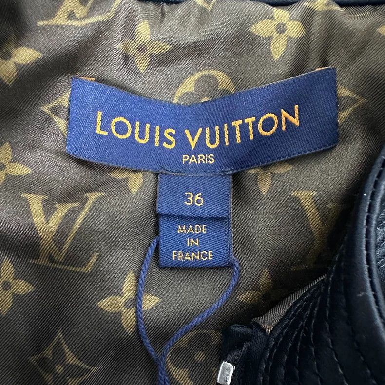 Louis Vuitton Louis Vuitton size 36 full print of old flowers inside jack Size US M / EU 48-50 / 2 - 3 Thumbnail