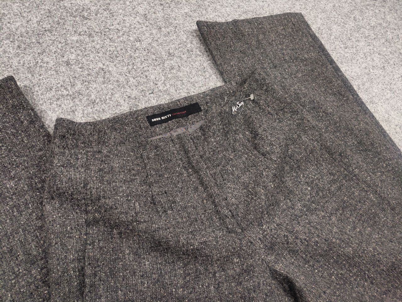Miss Sixty Miss Sixty Vintage Wool Grey Flared Classical Trouser pants Size 25" / US 0 / IT 36 - 11 Thumbnail